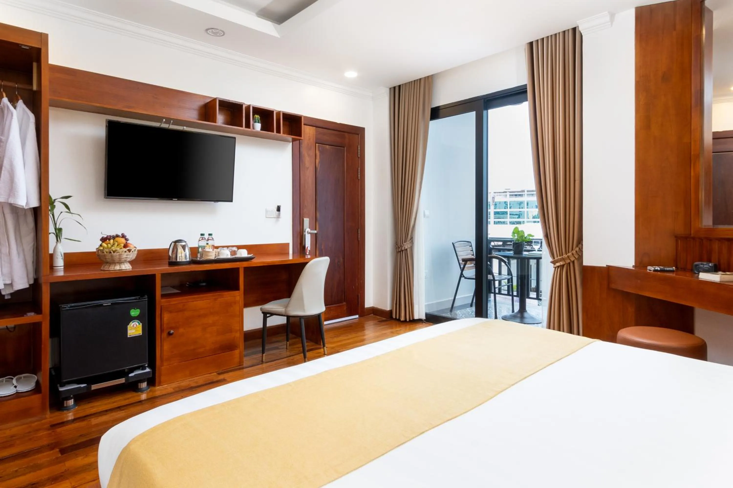 Bedroom, Bed in Le Vert Angkor Hotel