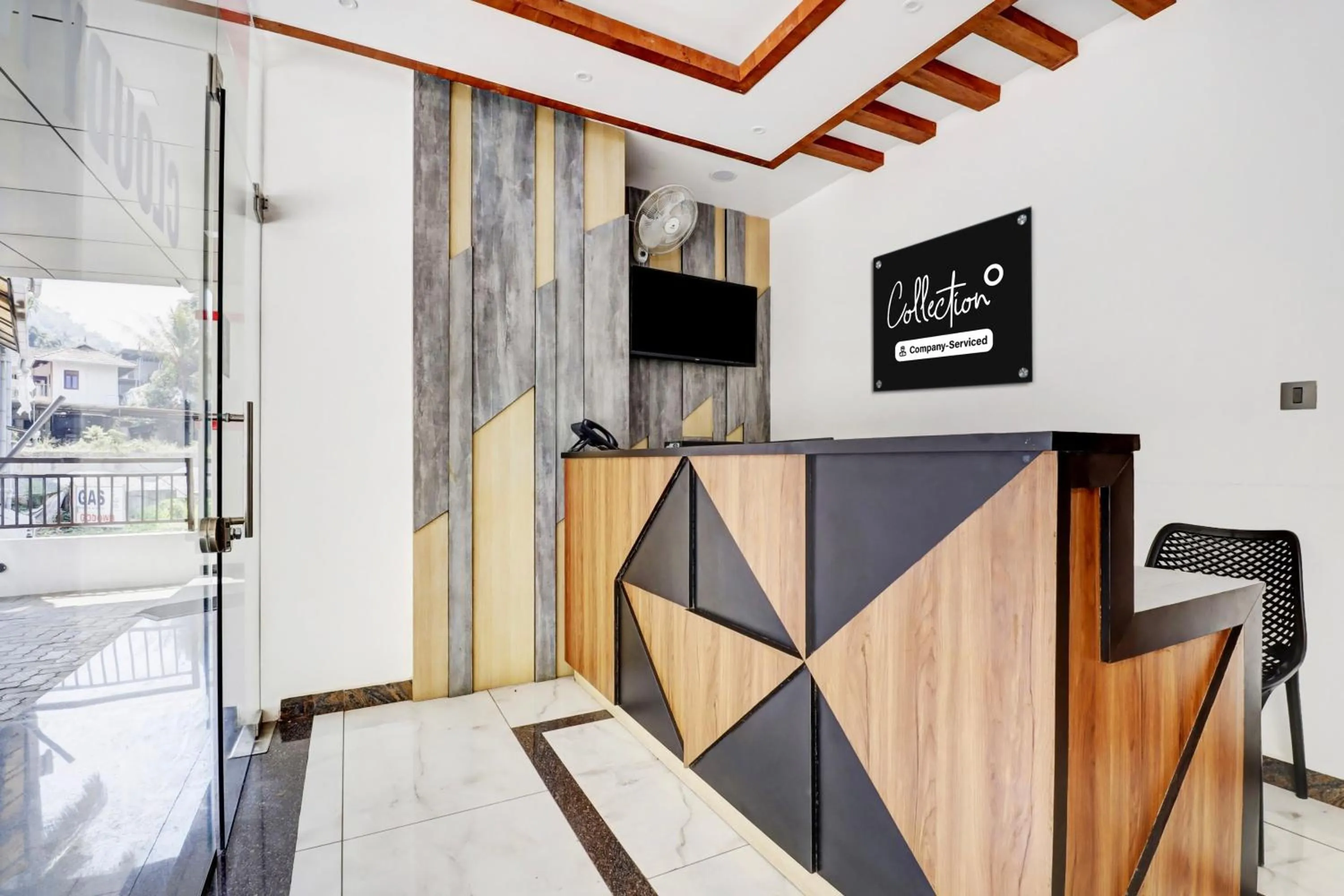 Lobby or reception, Bed in Collection O Munnar