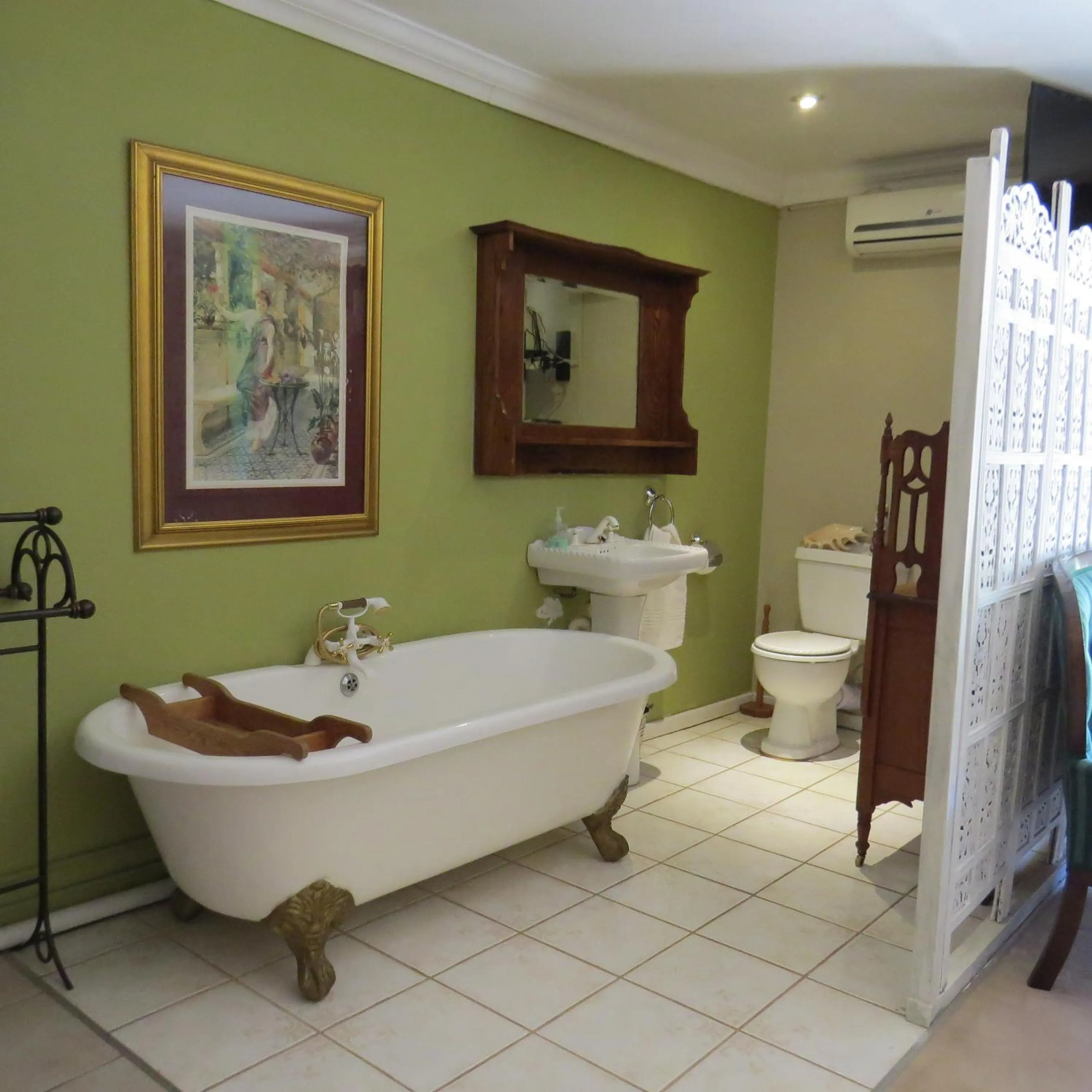 Bathroom in Marrakech Guest House