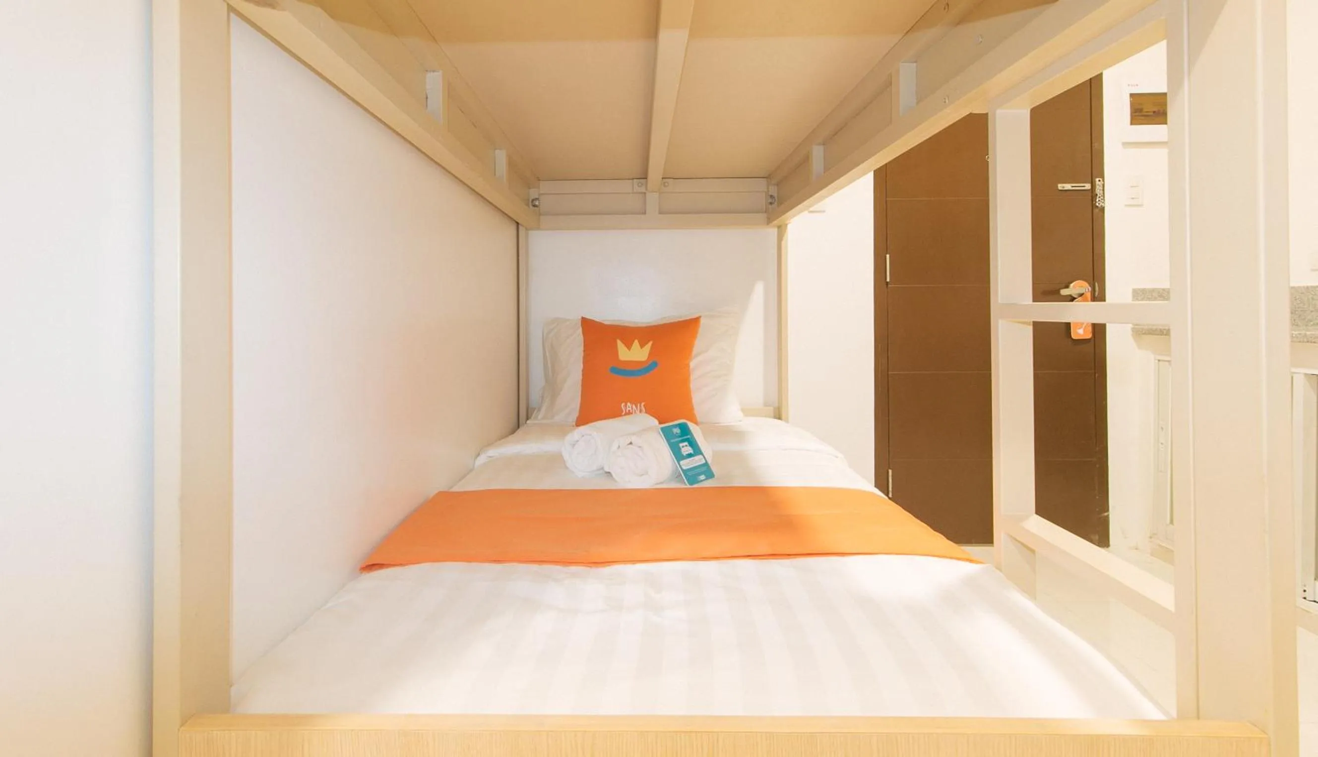 bunk bed, Bed in Sans Hotel at One JD Place Makati by RedDoorz