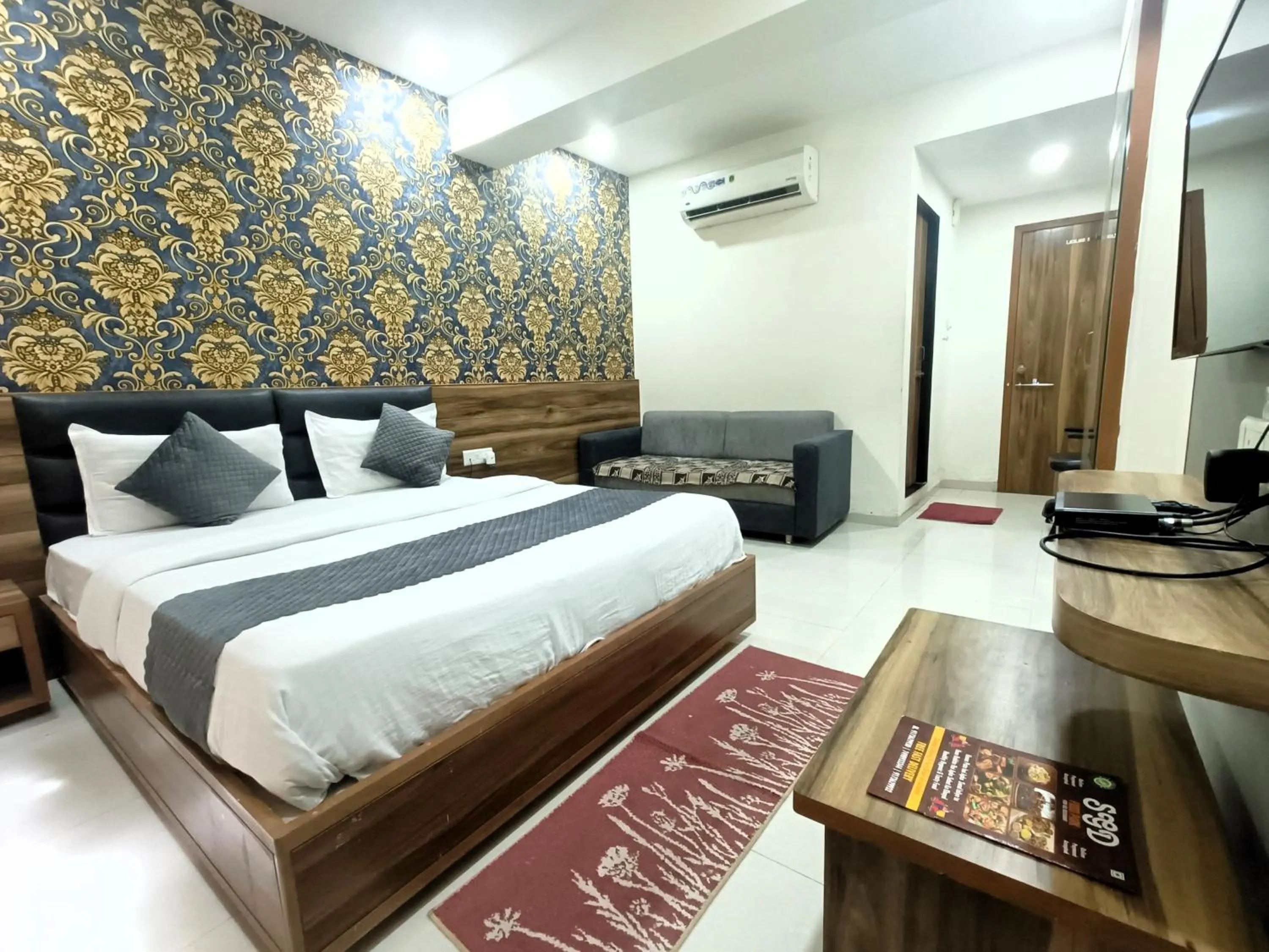 HOTEL TAPOVAN IN