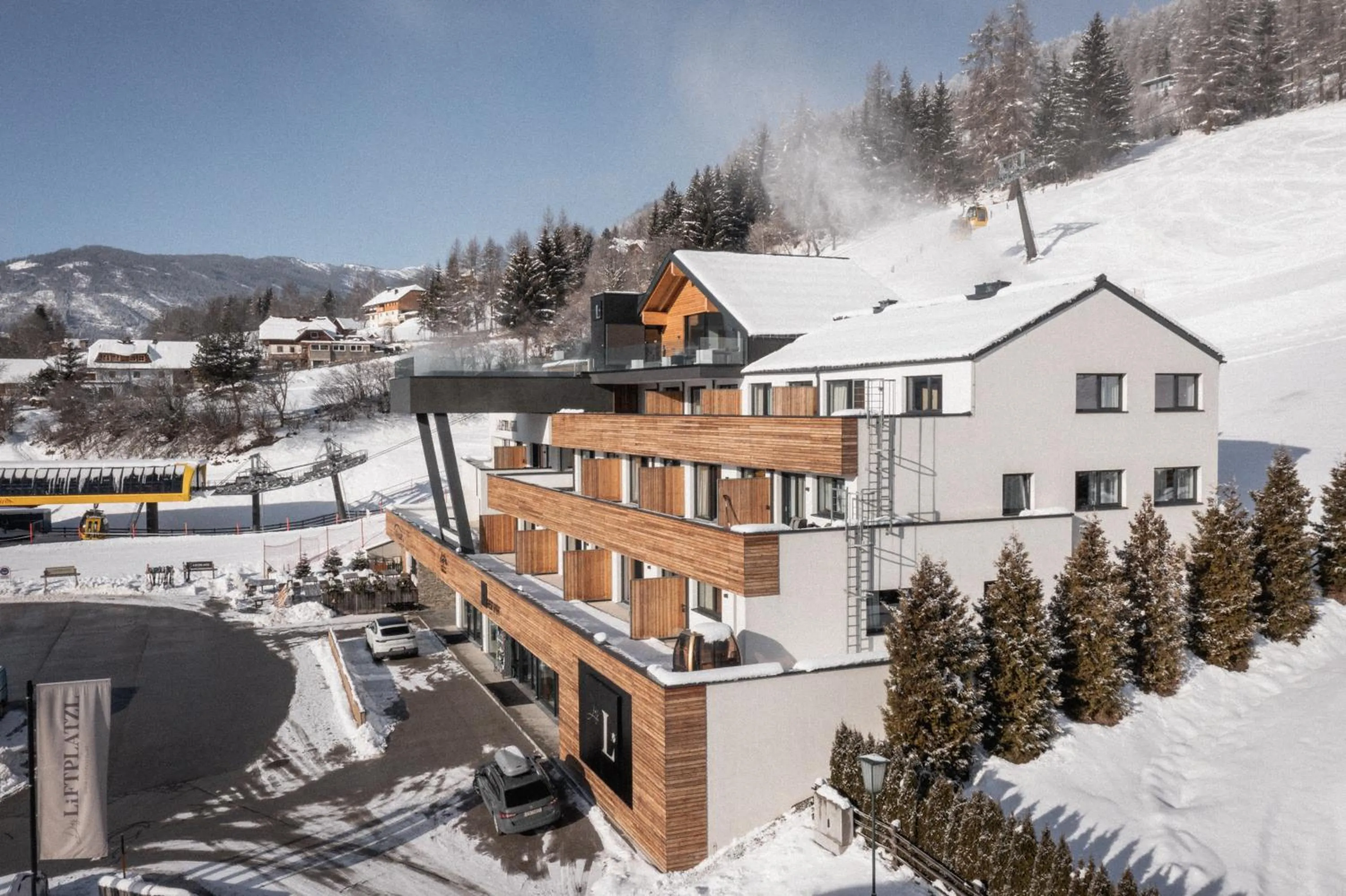 Property building in Das Liftplatzl