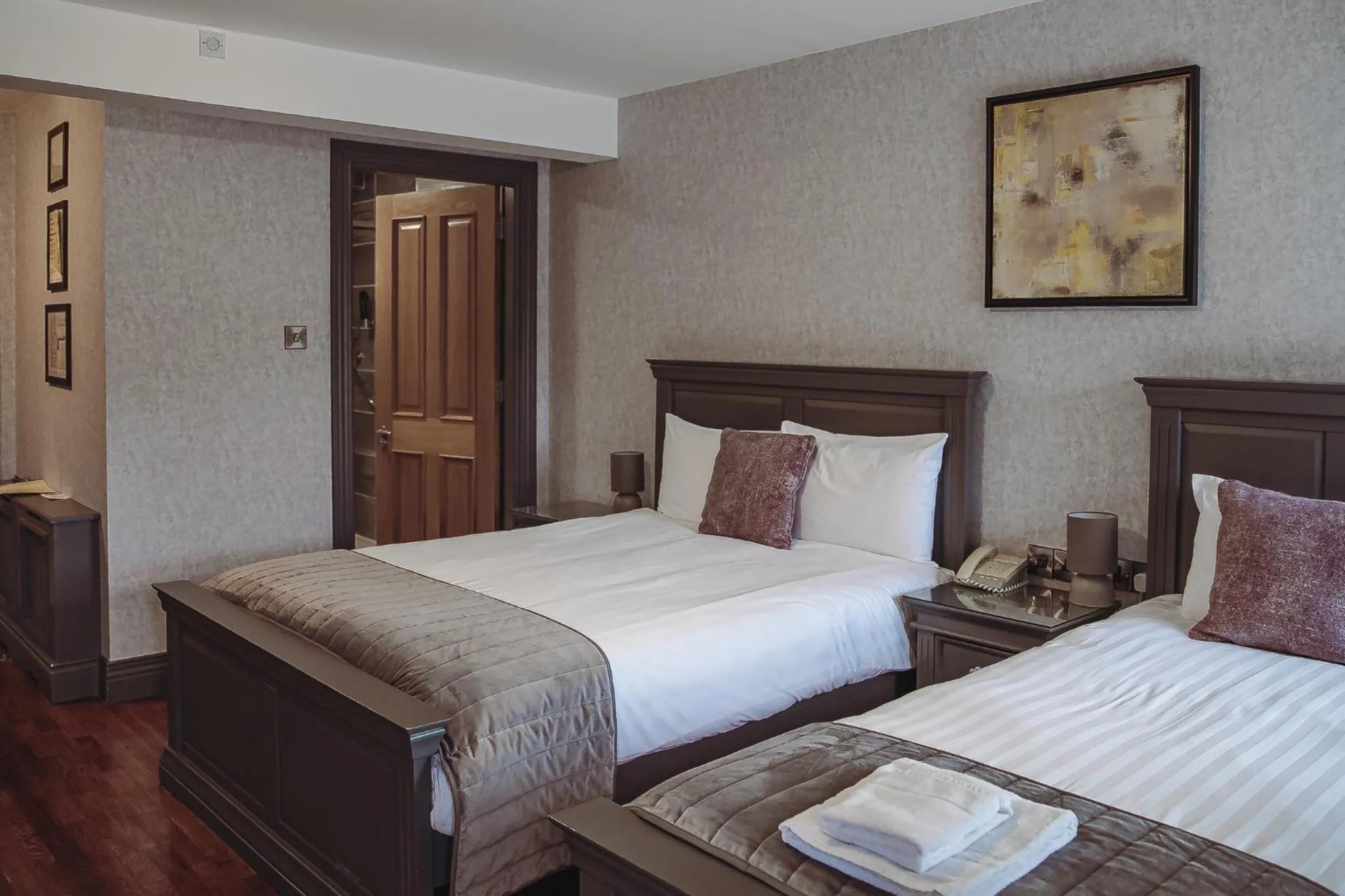 Bedroom, Bed in Muskerry Arms Bar and B&B