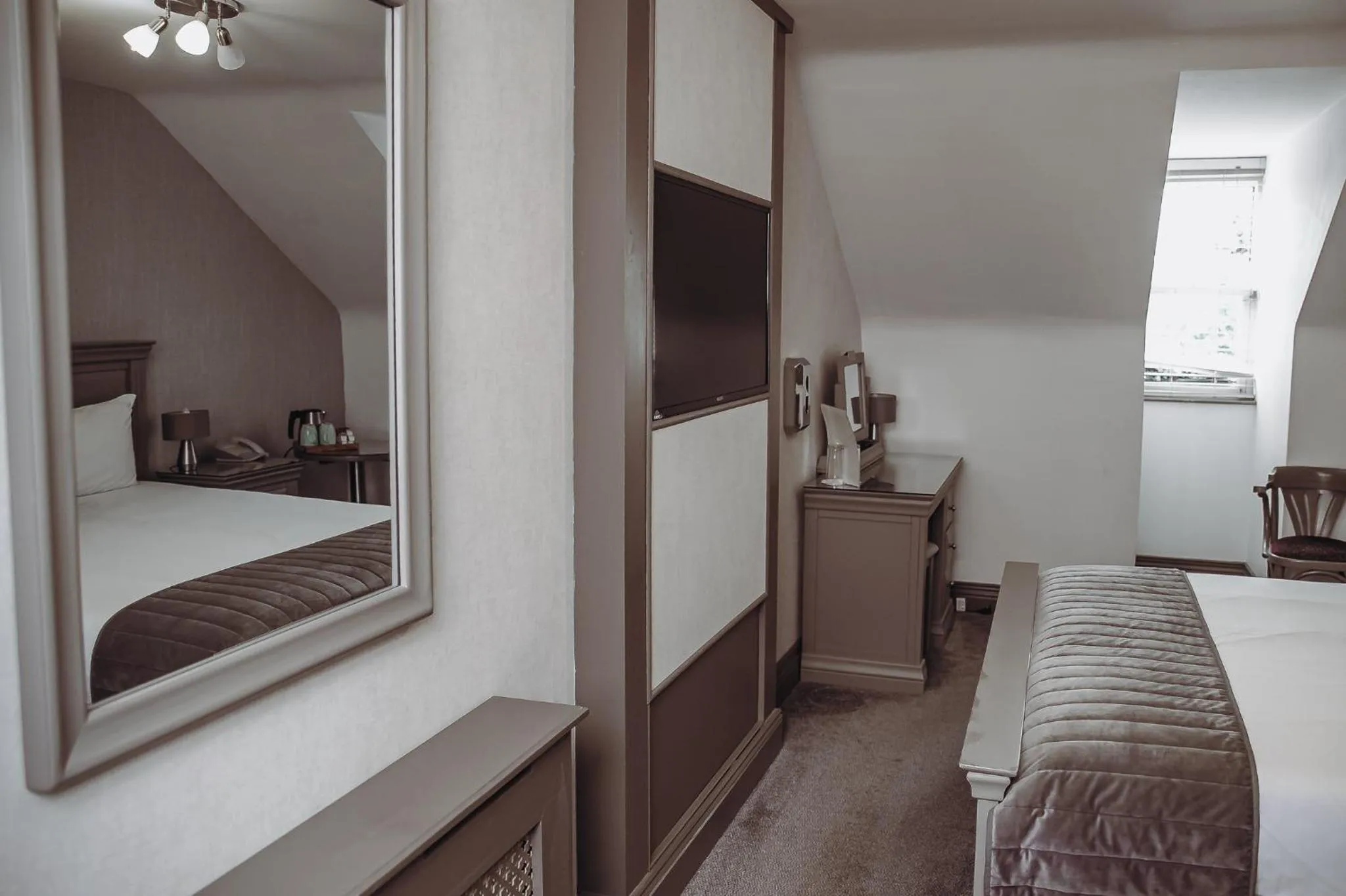 Bedroom, Bed in Muskerry Arms Bar and B&B