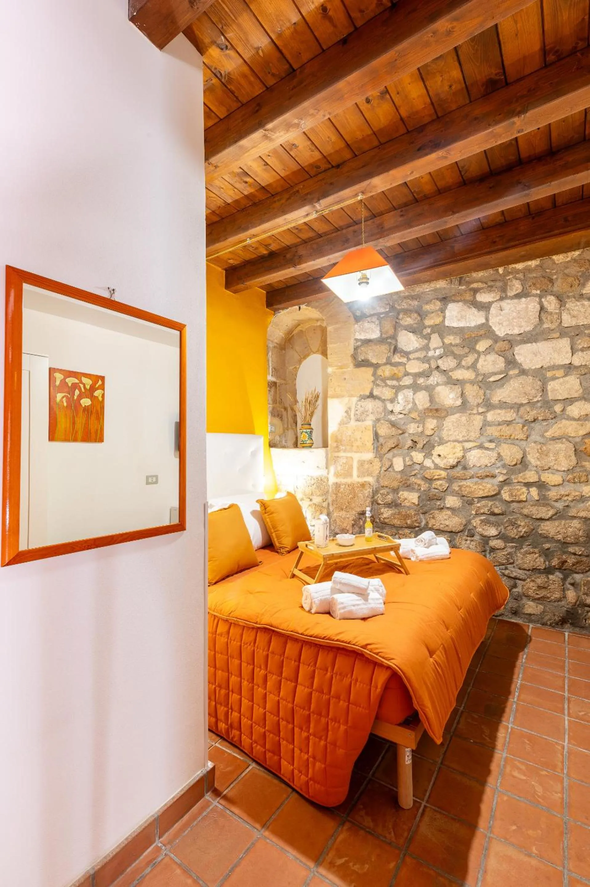 Bedroom, Bed in Elsa d'Ortigia - I TRE ARCHI