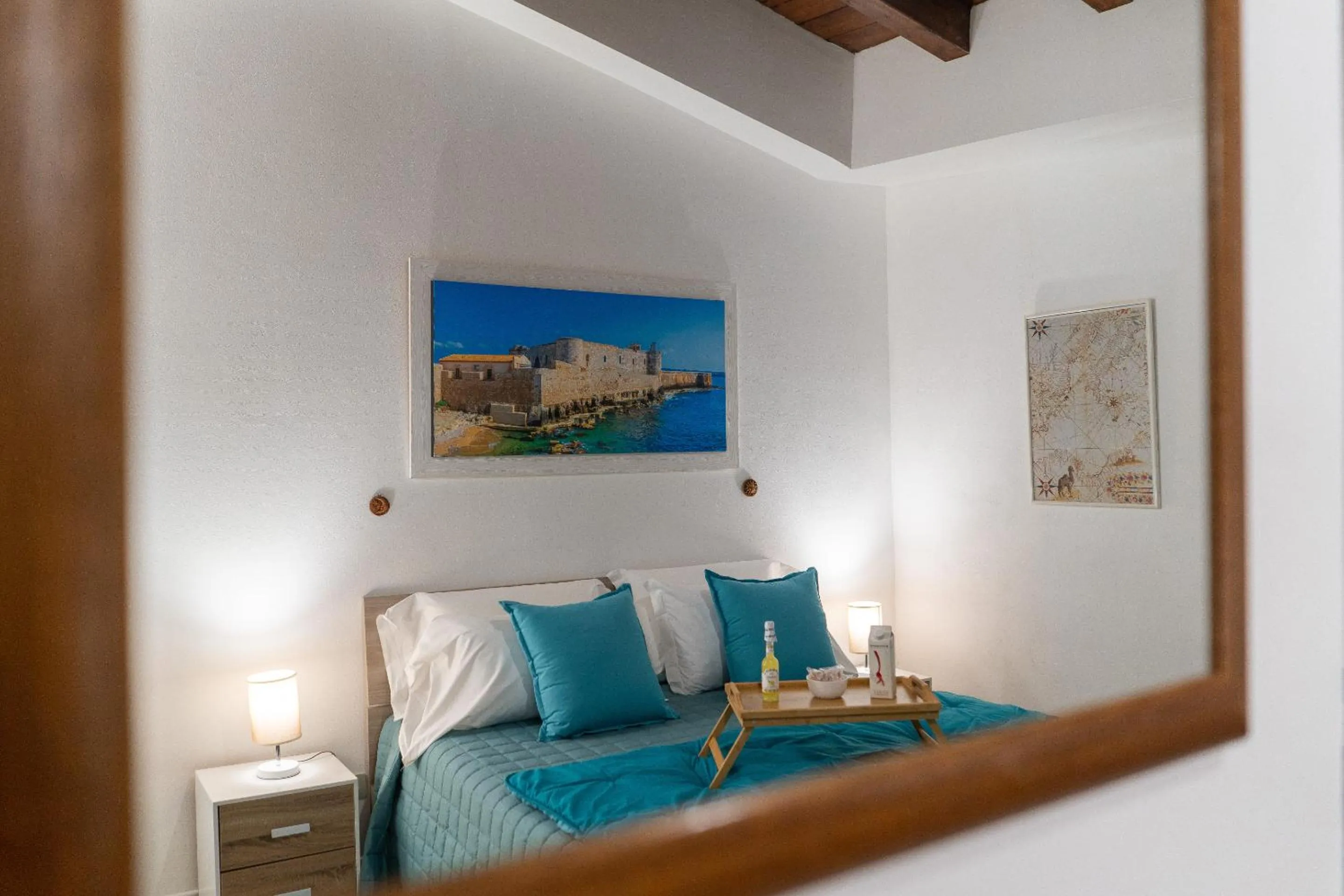 Bedroom, Bed in Elsa d'Ortigia - I TRE ARCHI