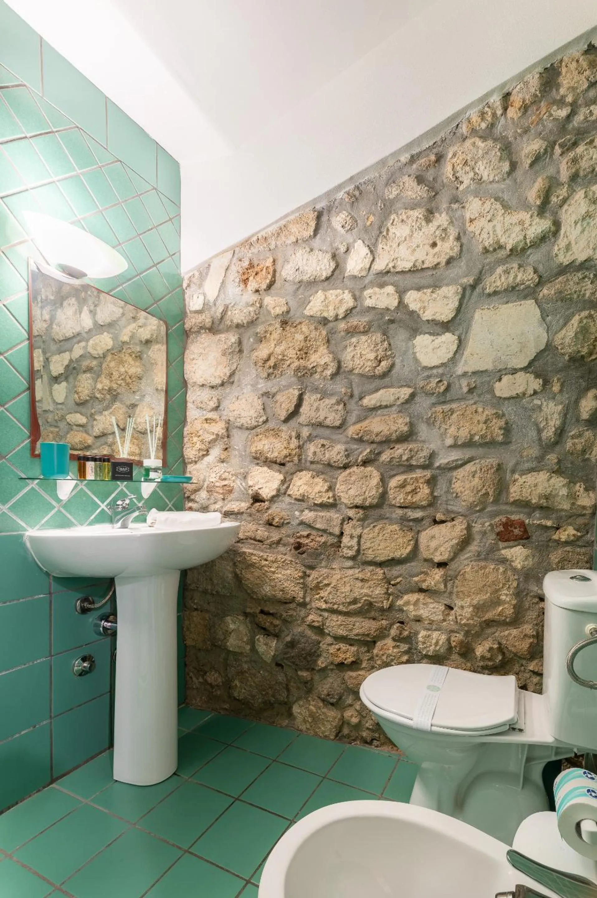 Bathroom in Elsa d'Ortigia - I TRE ARCHI
