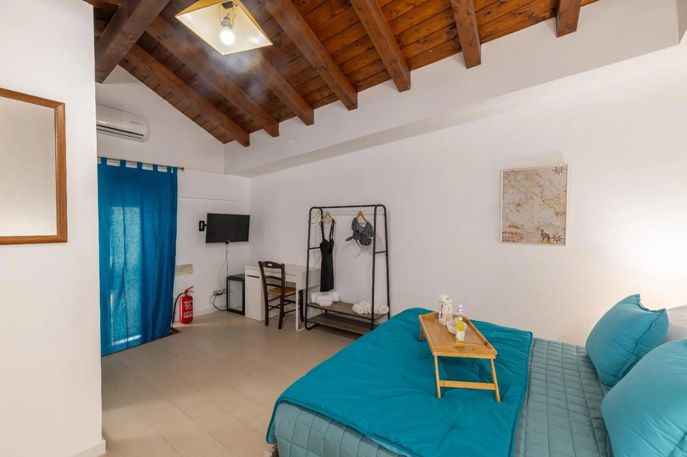 Bedroom in Elsa d'Ortigia - I TRE ARCHI