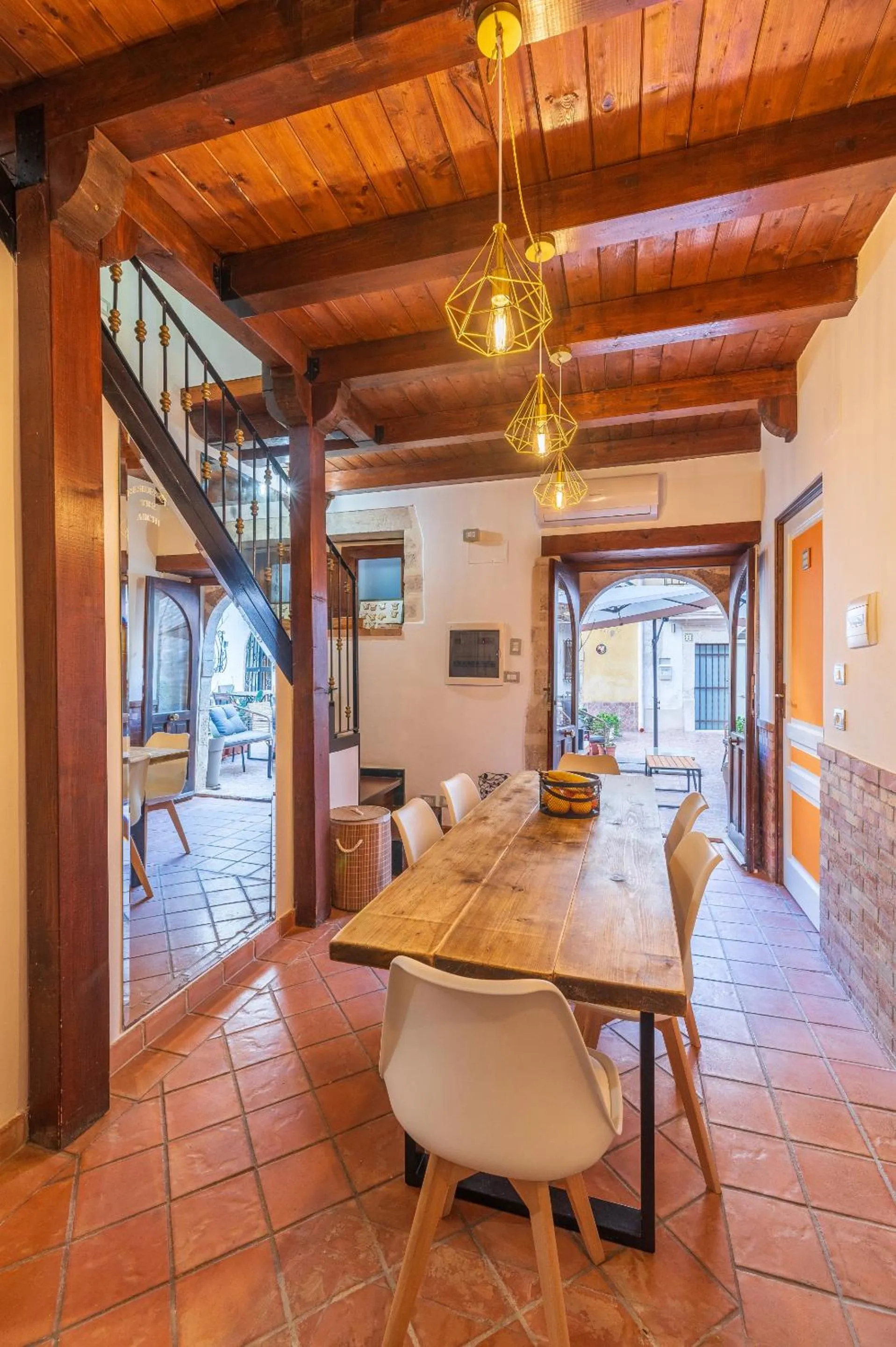 Dining area in Elsa d'Ortigia - I TRE ARCHI