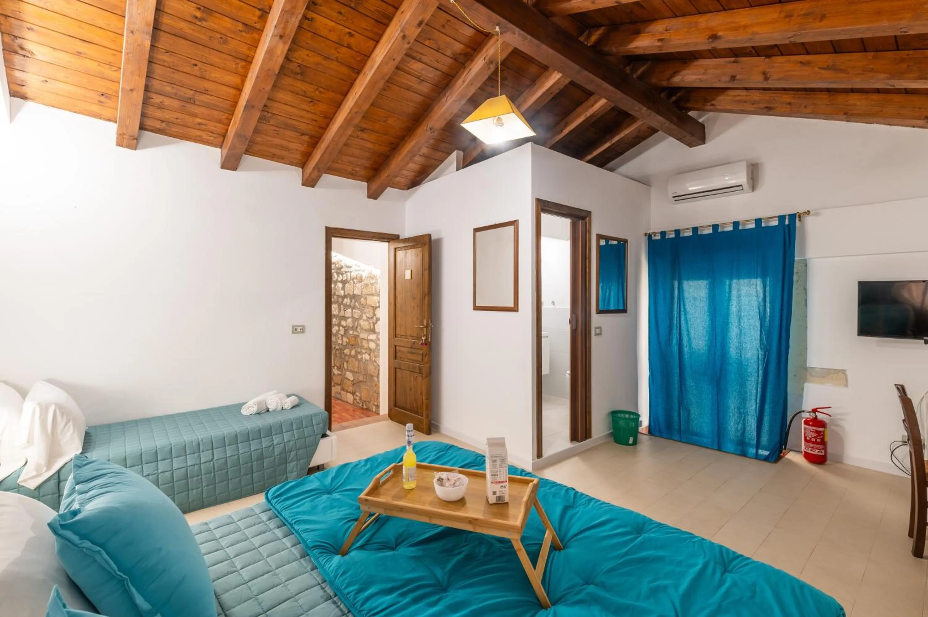 Bedroom, Bed in Elsa d'Ortigia - I TRE ARCHI