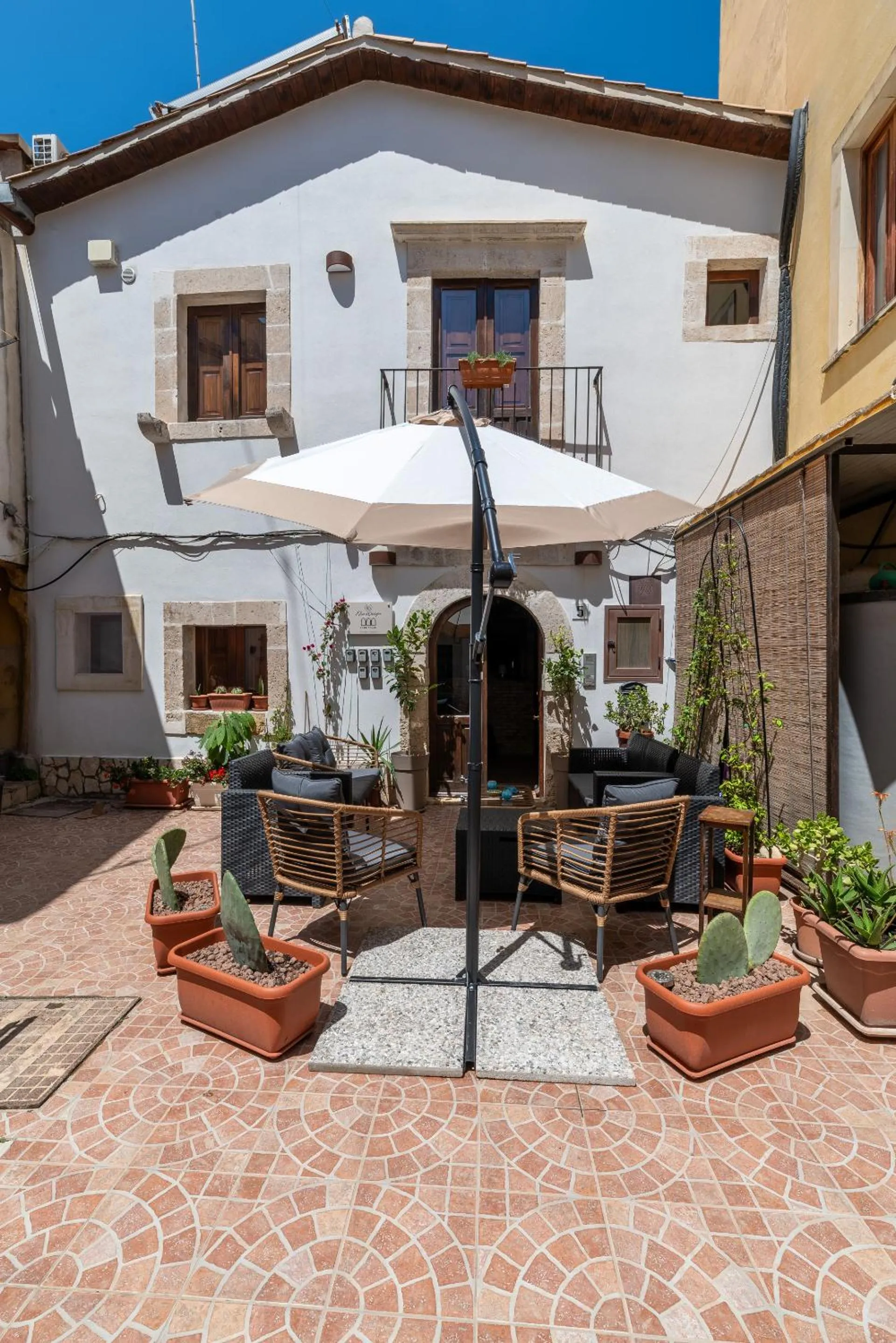 Property building in Elsa d'Ortigia - I TRE ARCHI