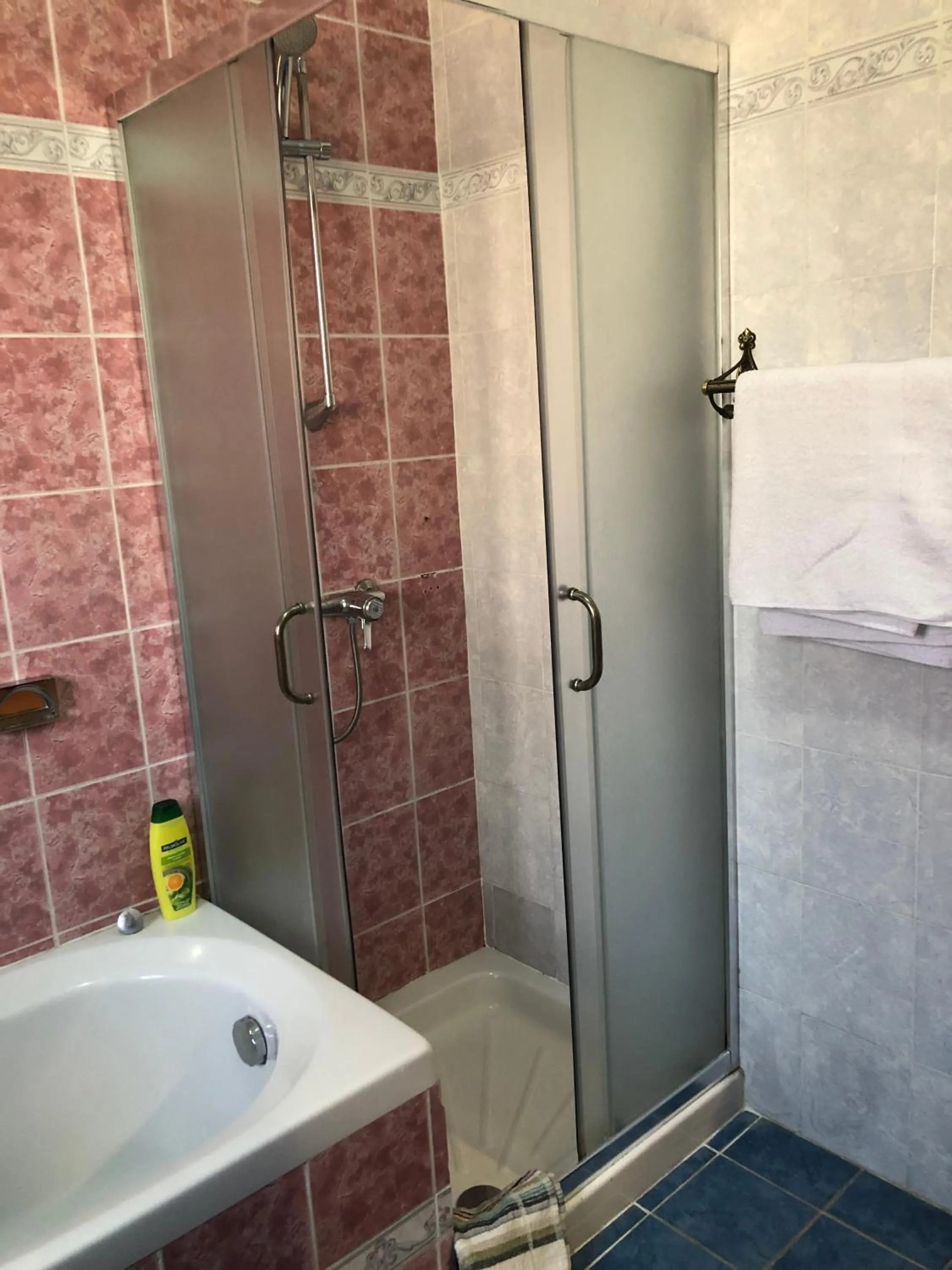 VILLA PEPETO Durres Albania