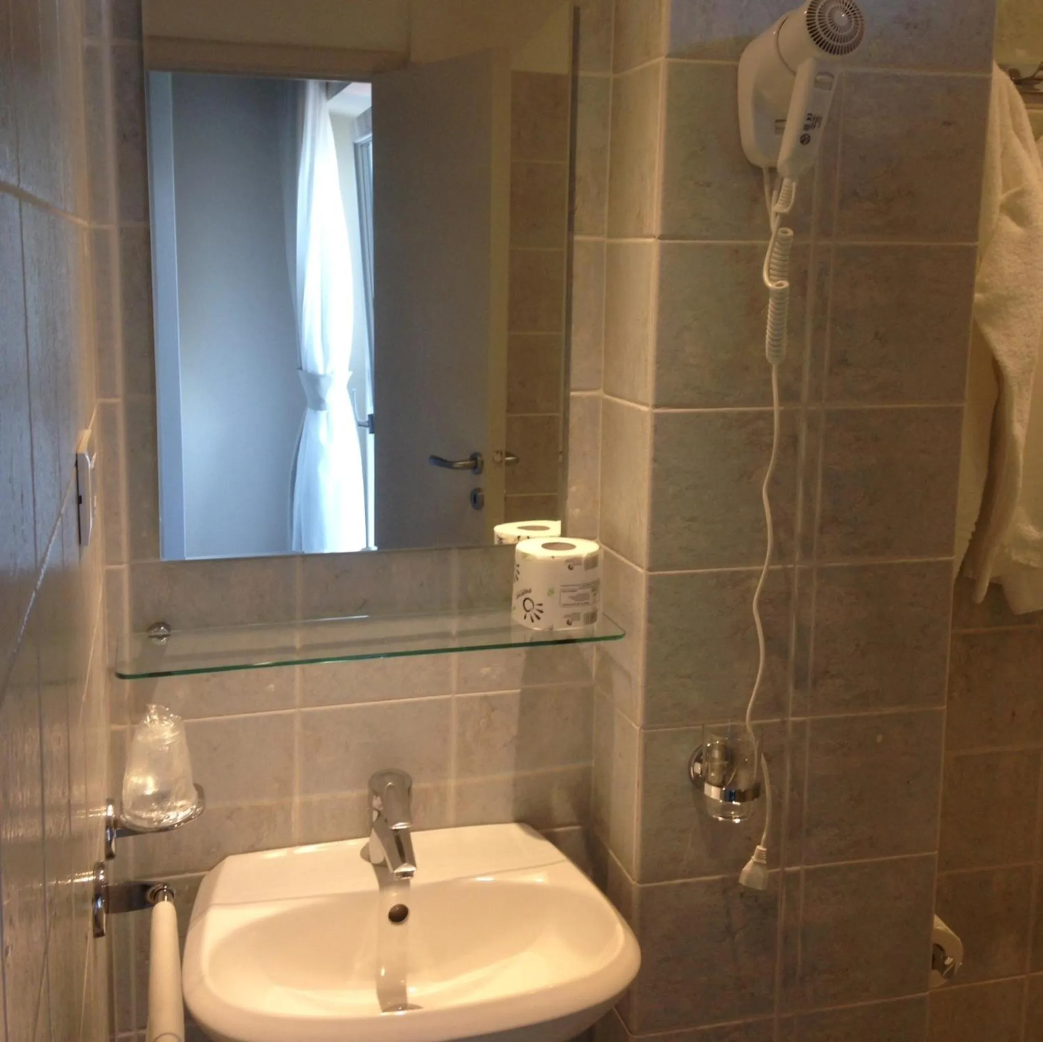 Bathroom in Hotel l'Approdo