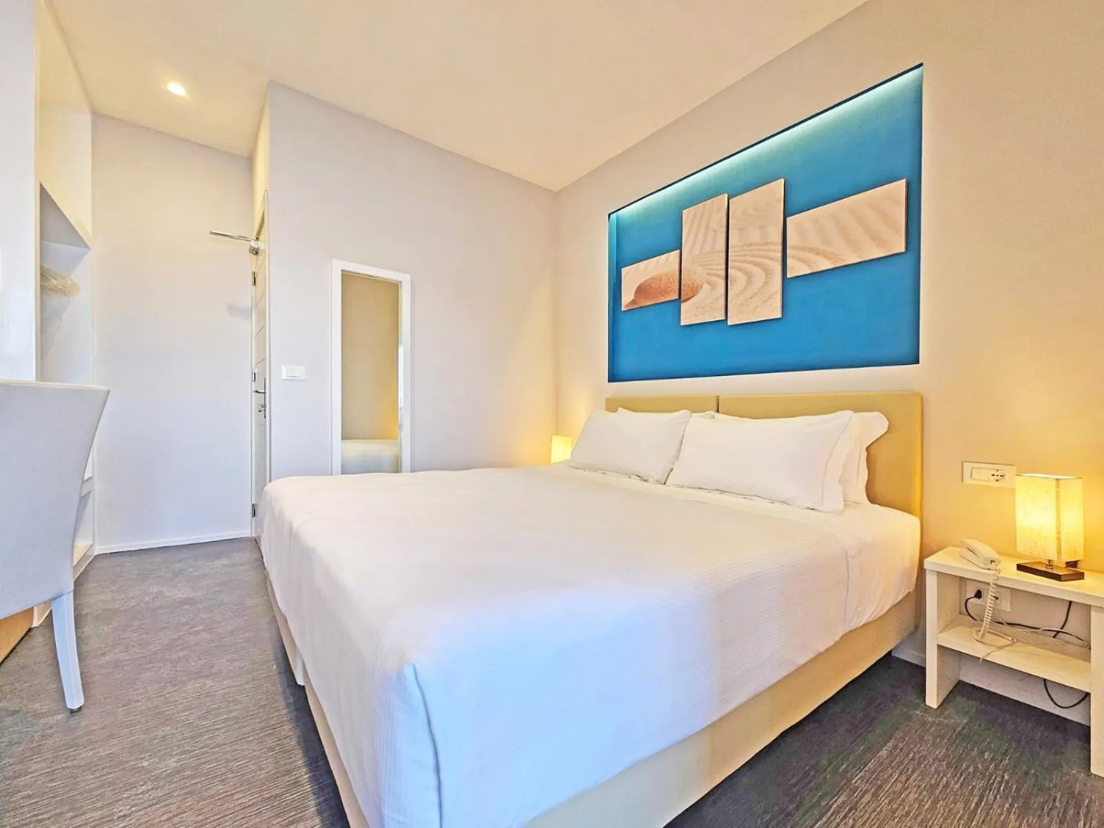 Photo of the whole room, Bed in Hotel l'Approdo