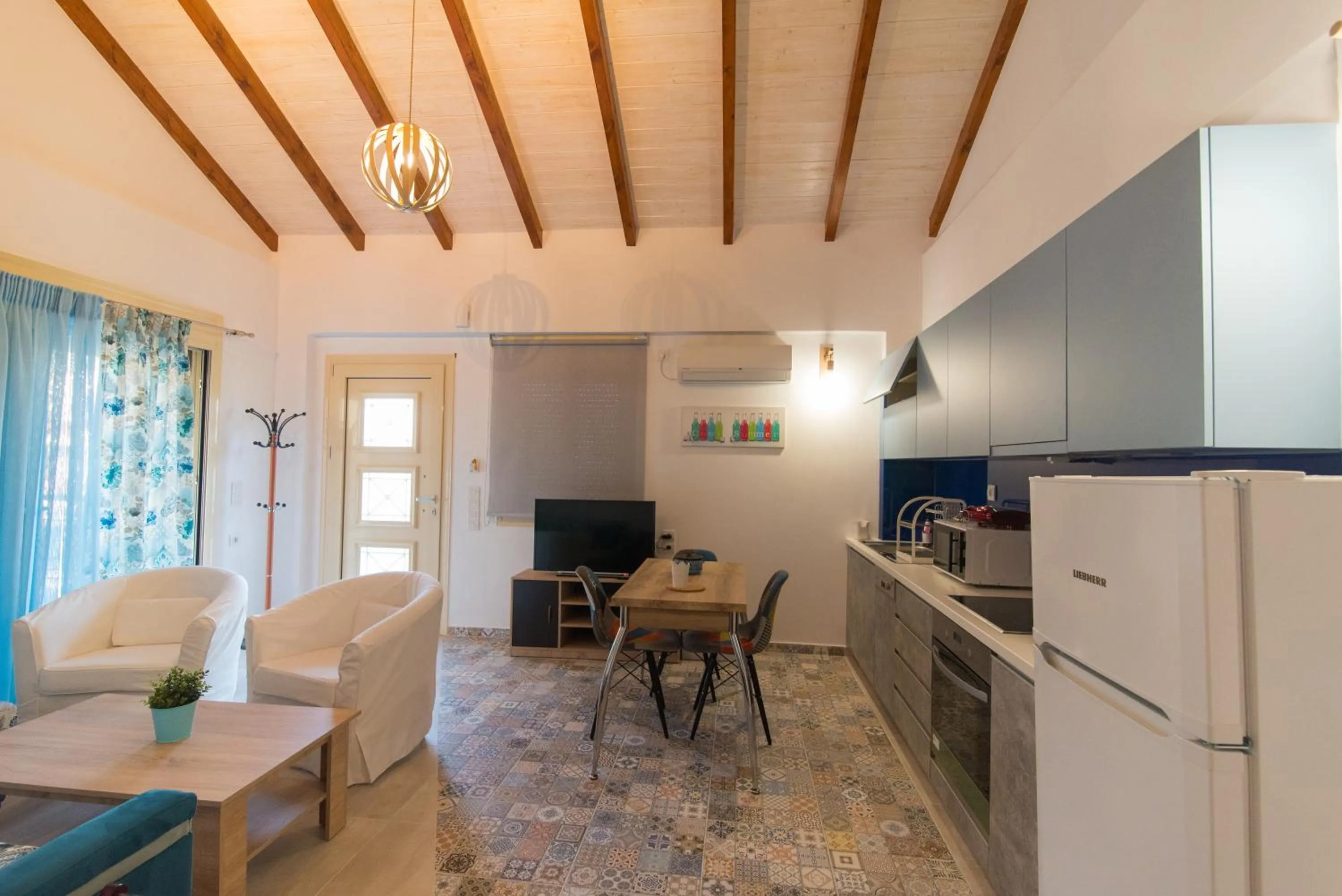 Kitchen or kitchenette in All Saints Villas