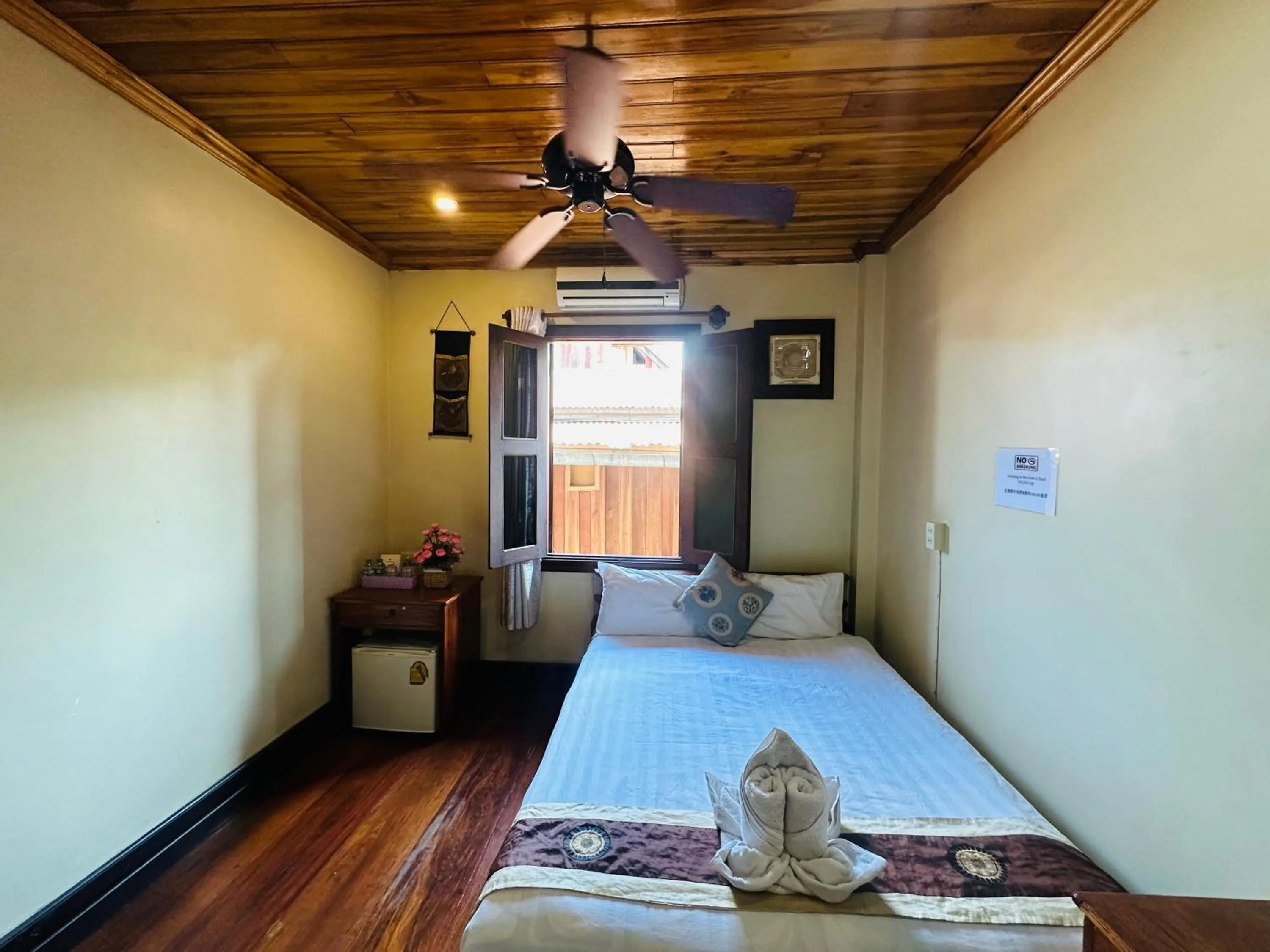 Bed in Anisa Mekong Riverside Villa