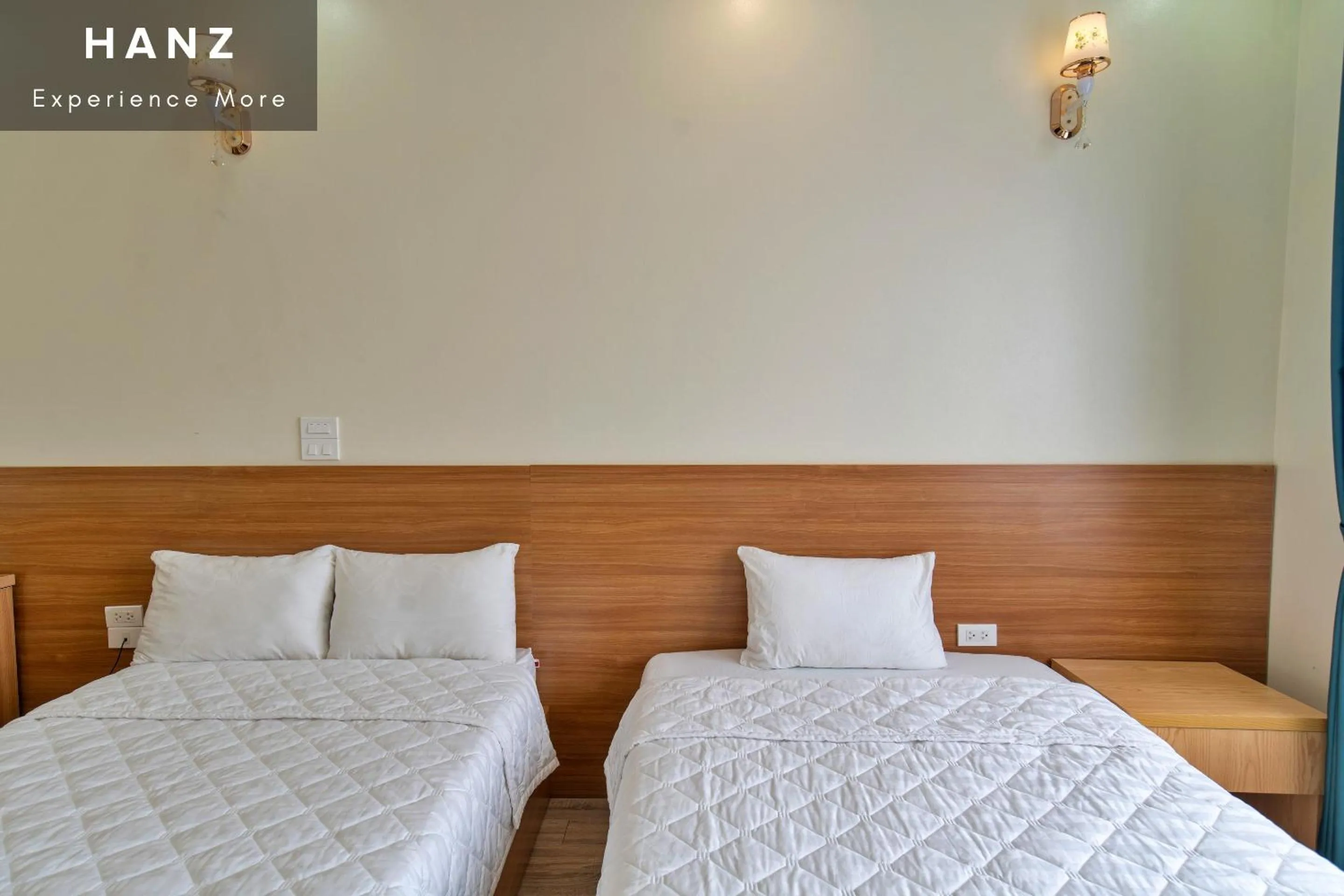 Bed in HANZ Noi Bai Airport Hotel