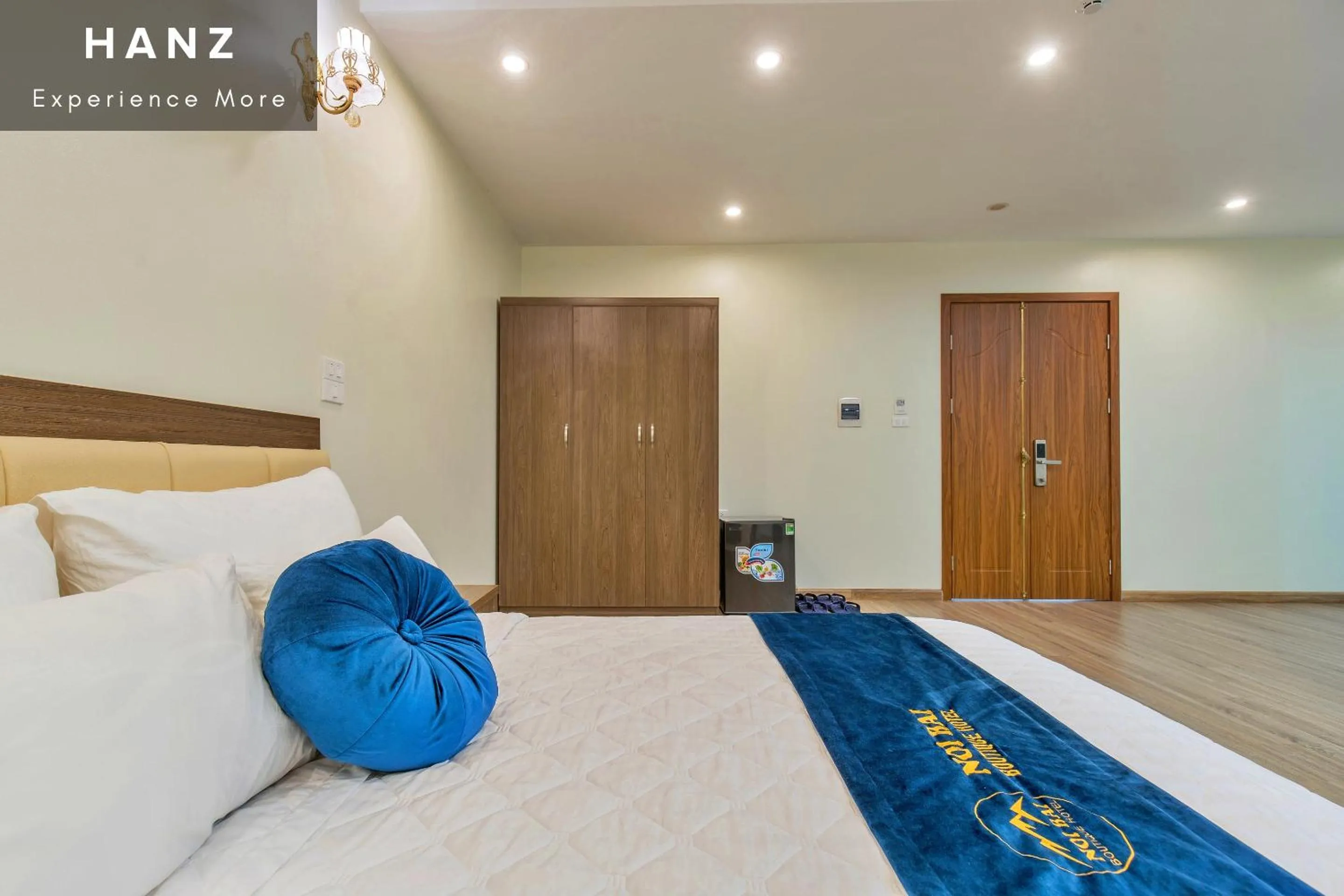 Bed in HANZ Noi Bai Airport Hotel