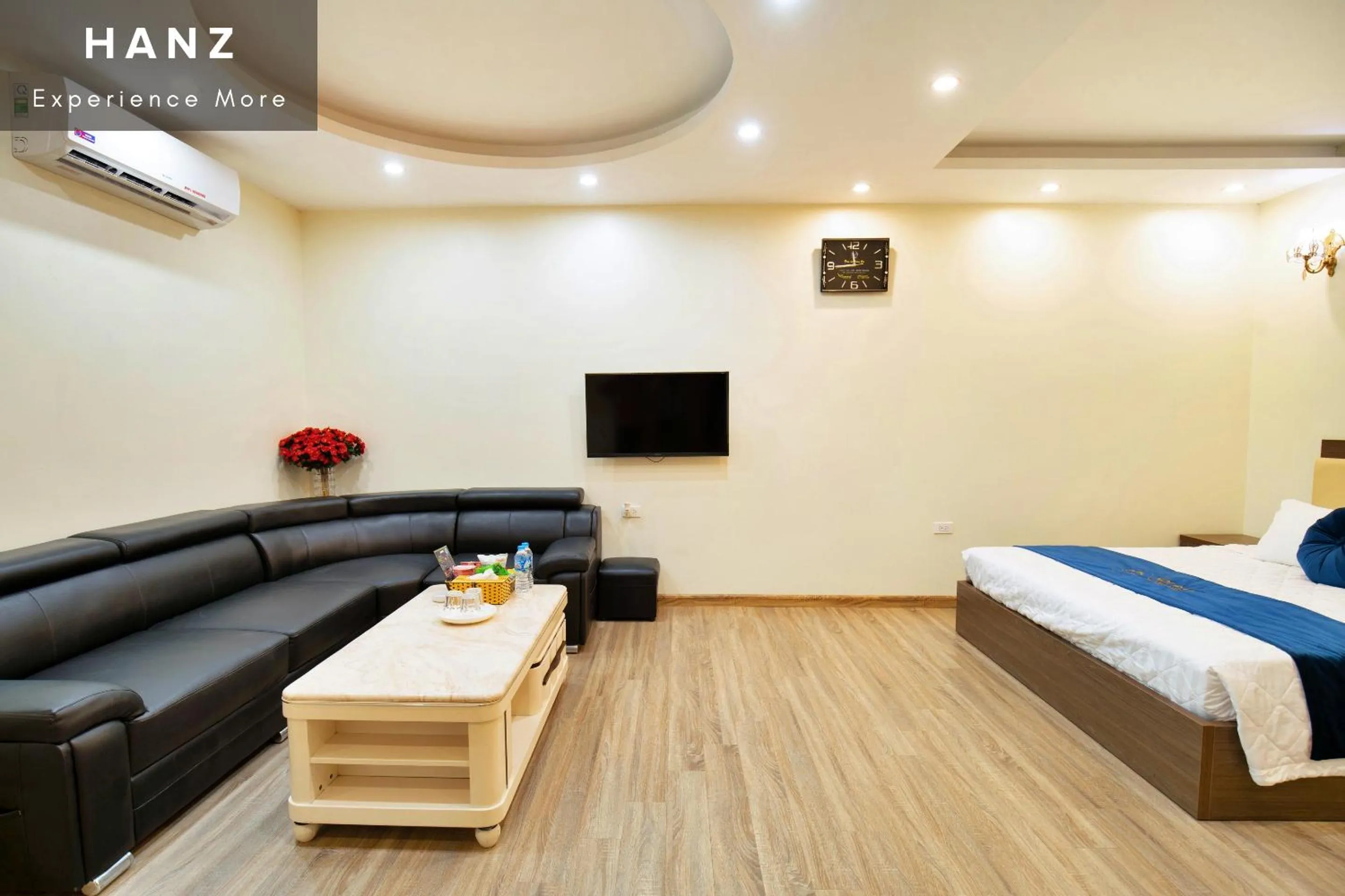 Bed in HANZ Noi Bai Airport Hotel