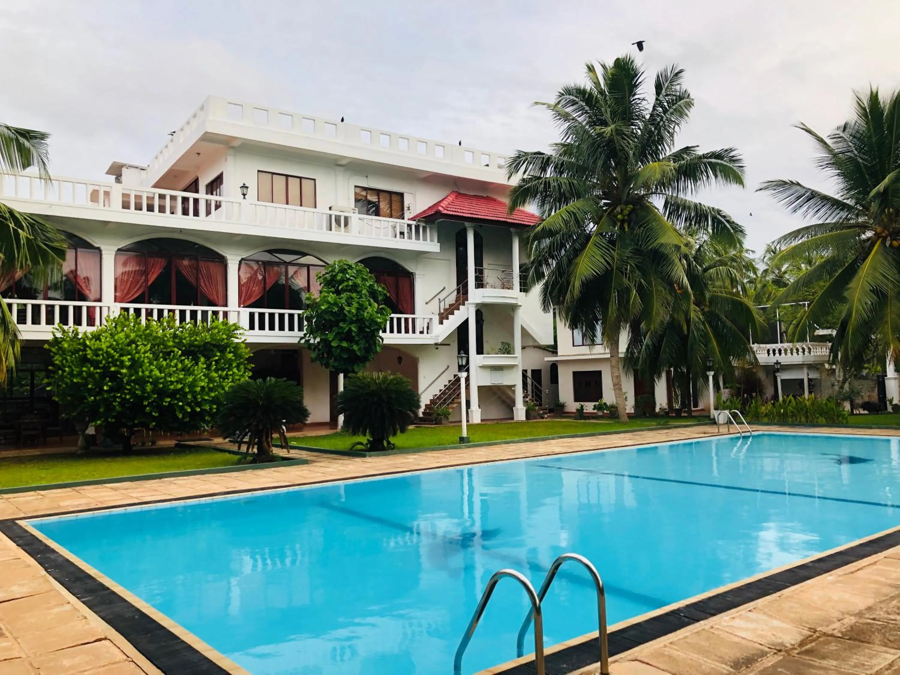 Hotel Lagoon Paradise