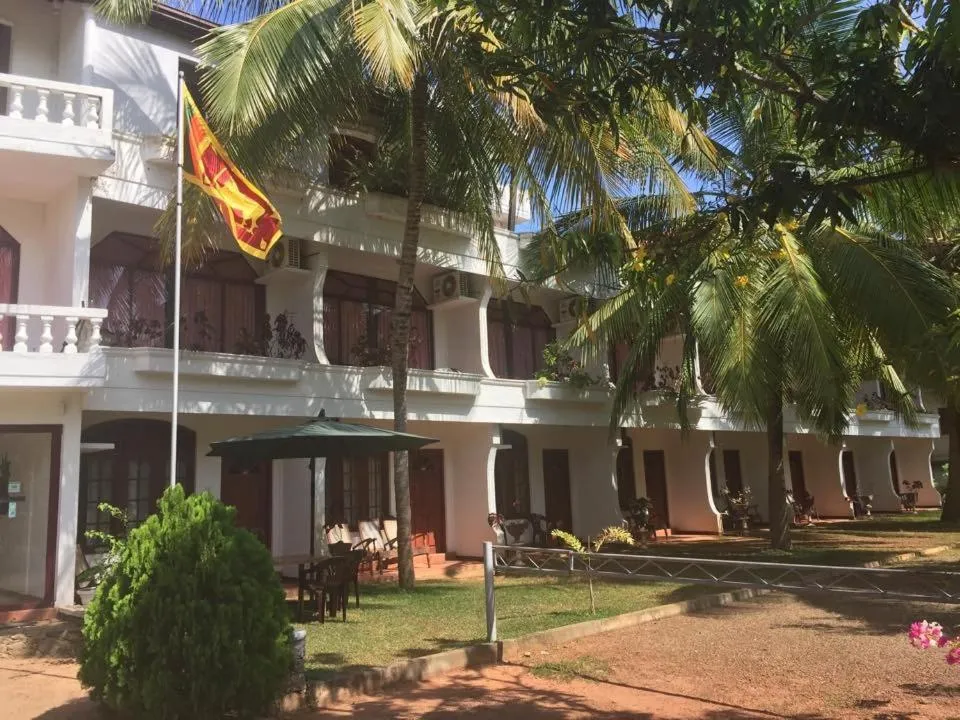 Hotel Lagoon Paradise