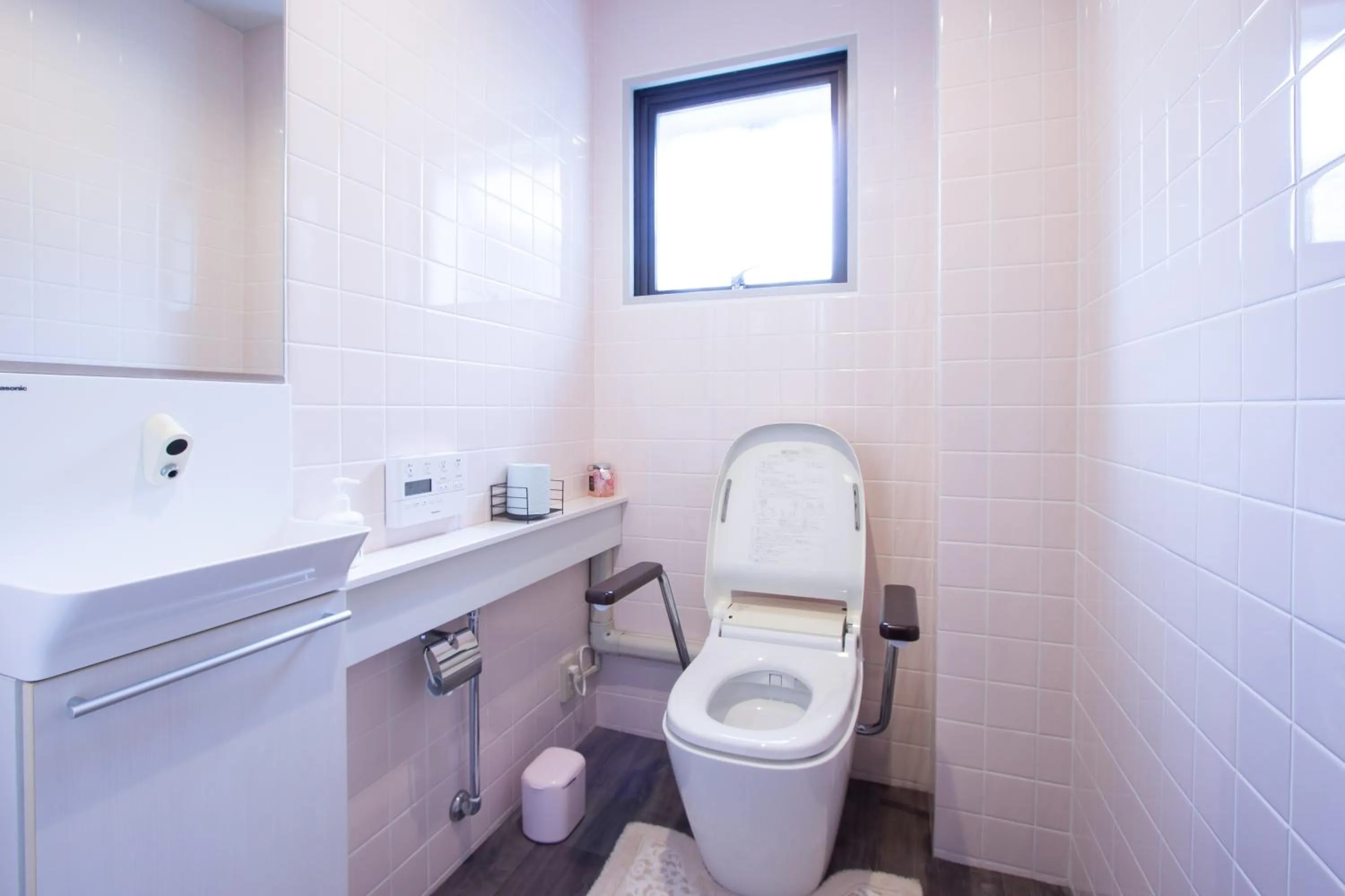 Toilet in HOTEL DO-YA BEPPU Hanare