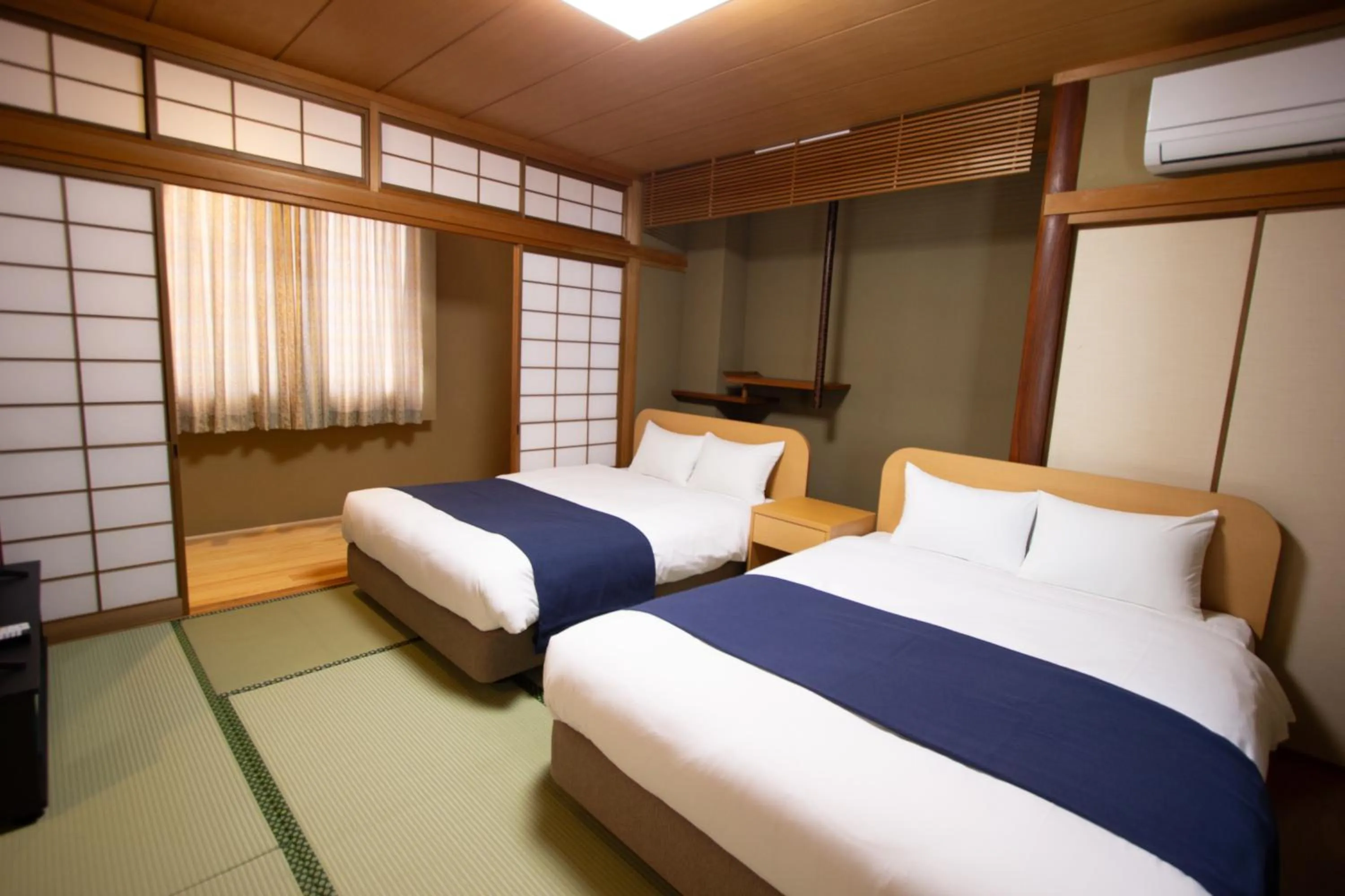 Bedroom, Bed in HOTEL DO-YA BEPPU Hanare