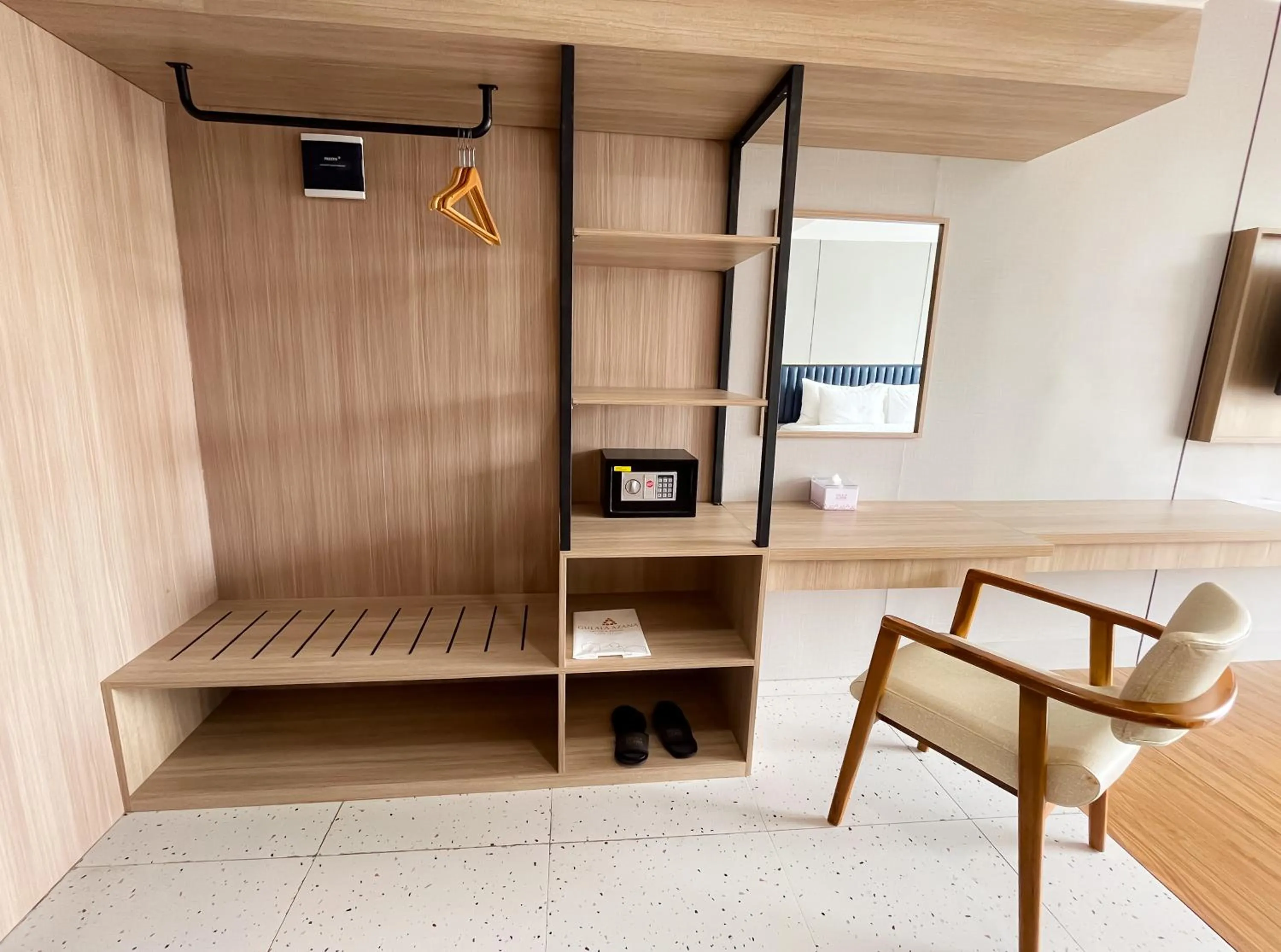 wardrobe in Gulala Azana Hotel & Resort Guci Tegal