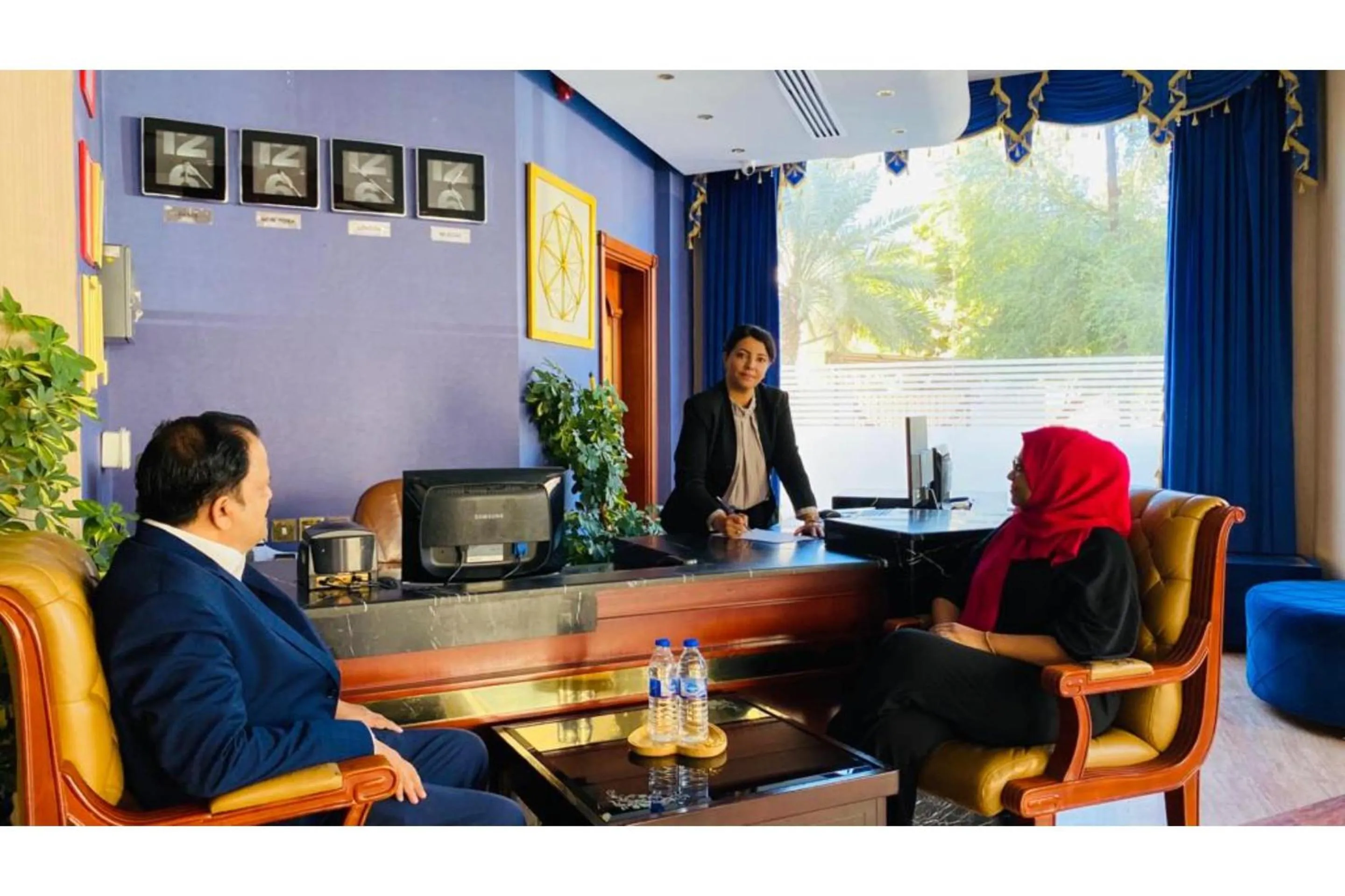 Lobby or reception in Capital O 155 Dmas Hotel