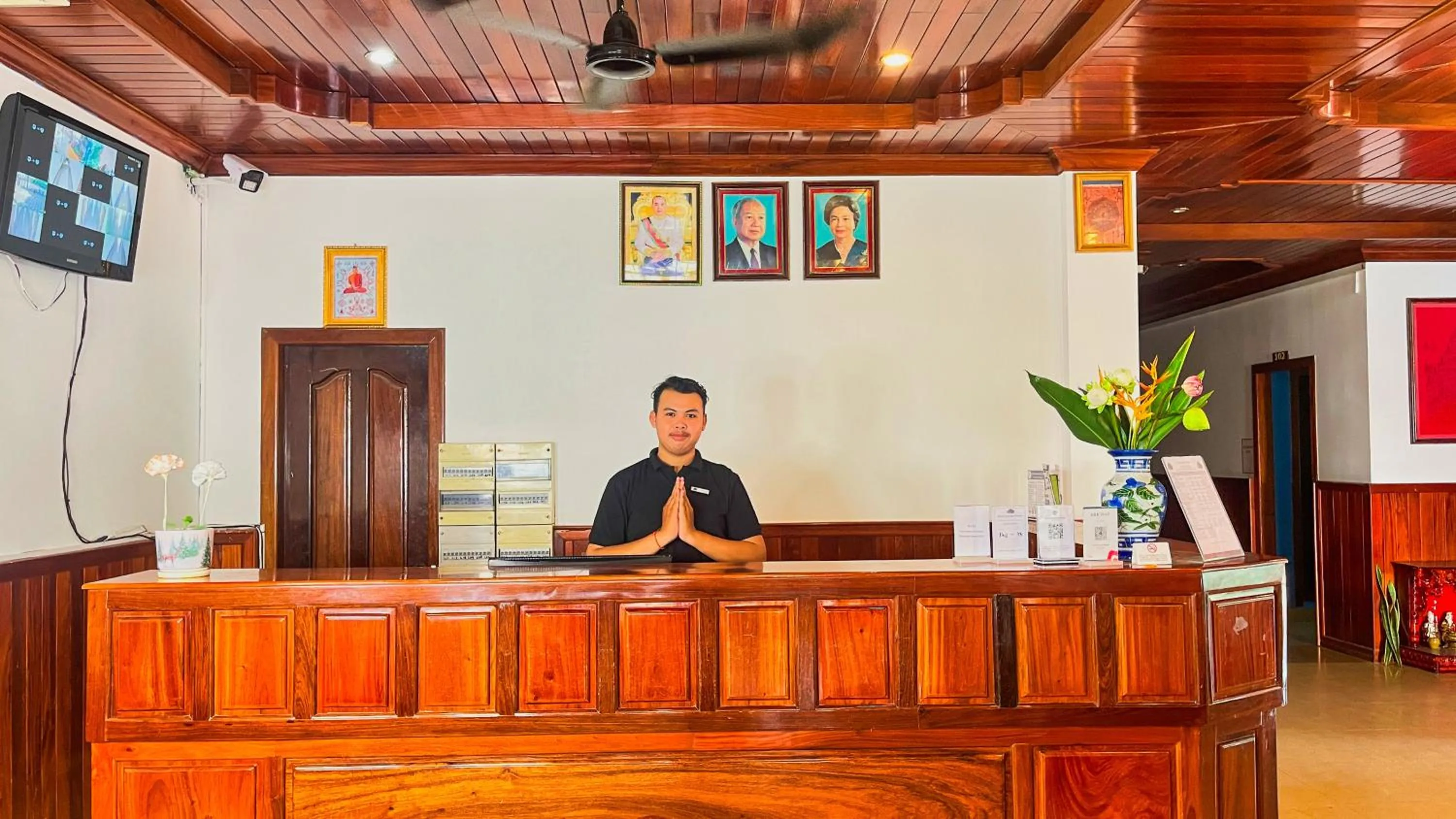 Staff in Harmony Indochine d'Angkor