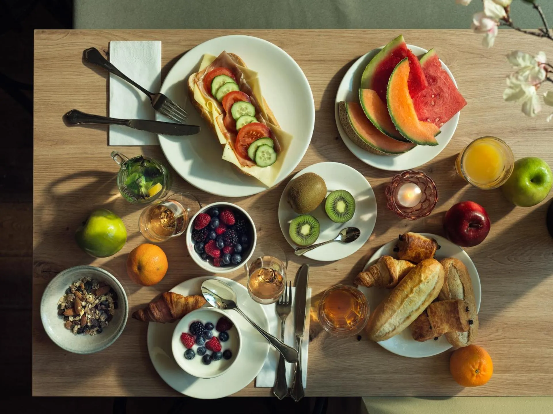 Breakfast in Townhouse Apartments Maastricht