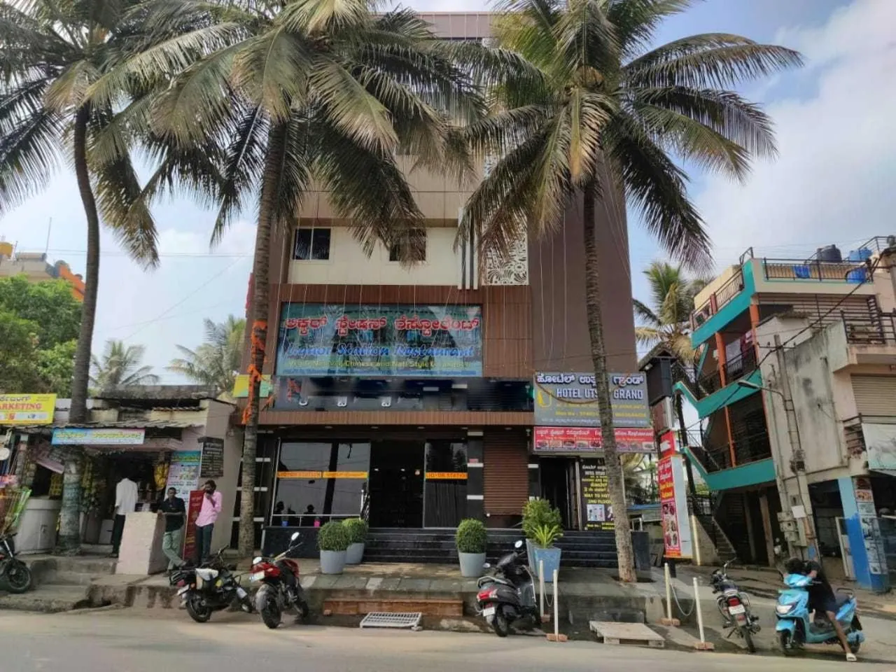 Facade/entrance in Collection O UTSAV GRAND