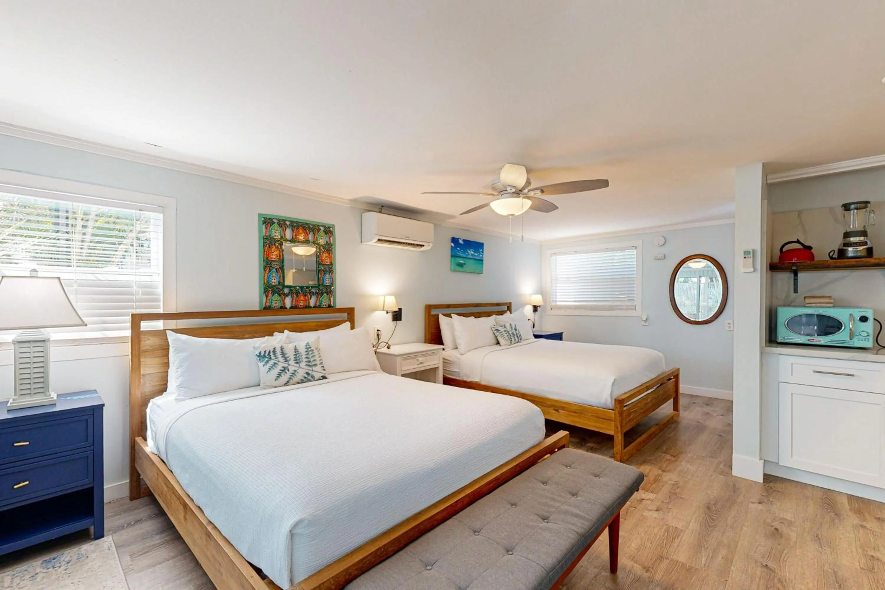 Bed in Papa's Hideaway