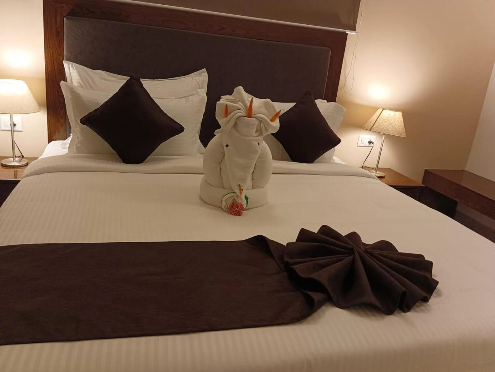 Bedroom, Bed in Le MIAMI RESORT