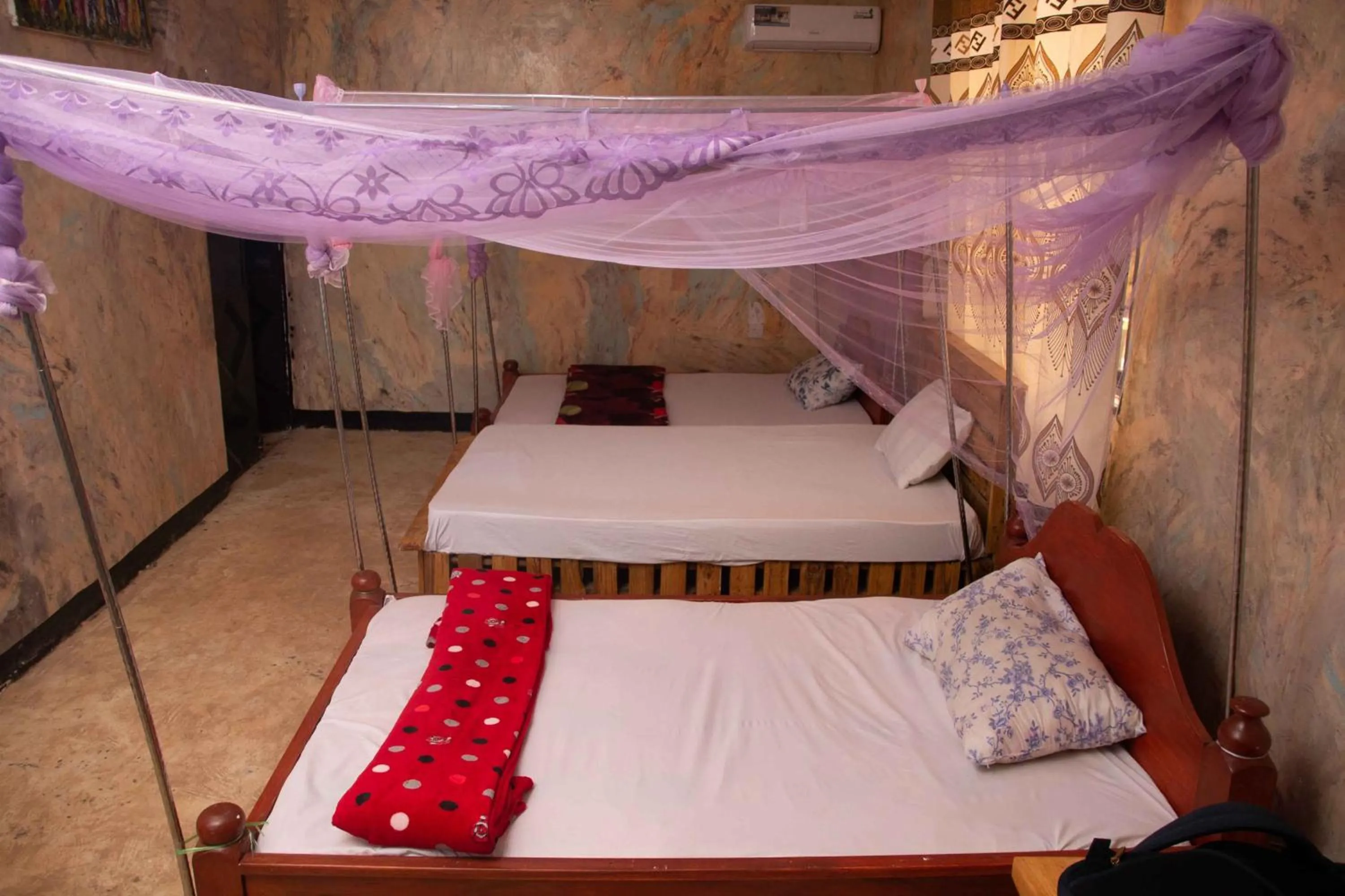 Bedroom, Bed in Kilibase Hotel