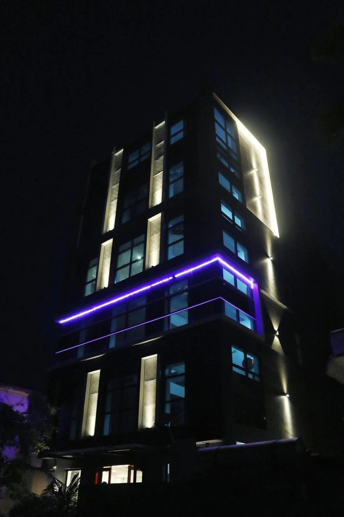 SM Hives Business Hotel