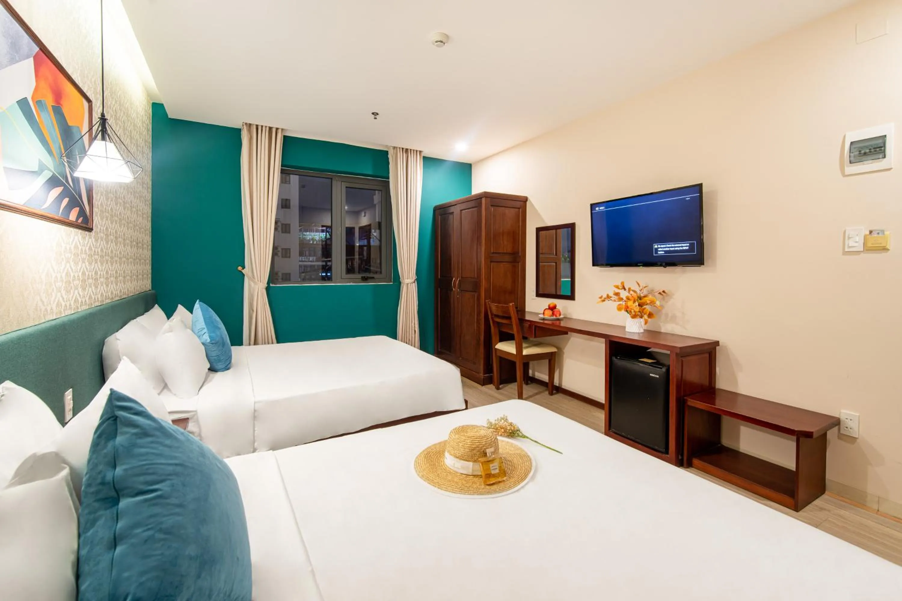 Bed in May Beach Hotel