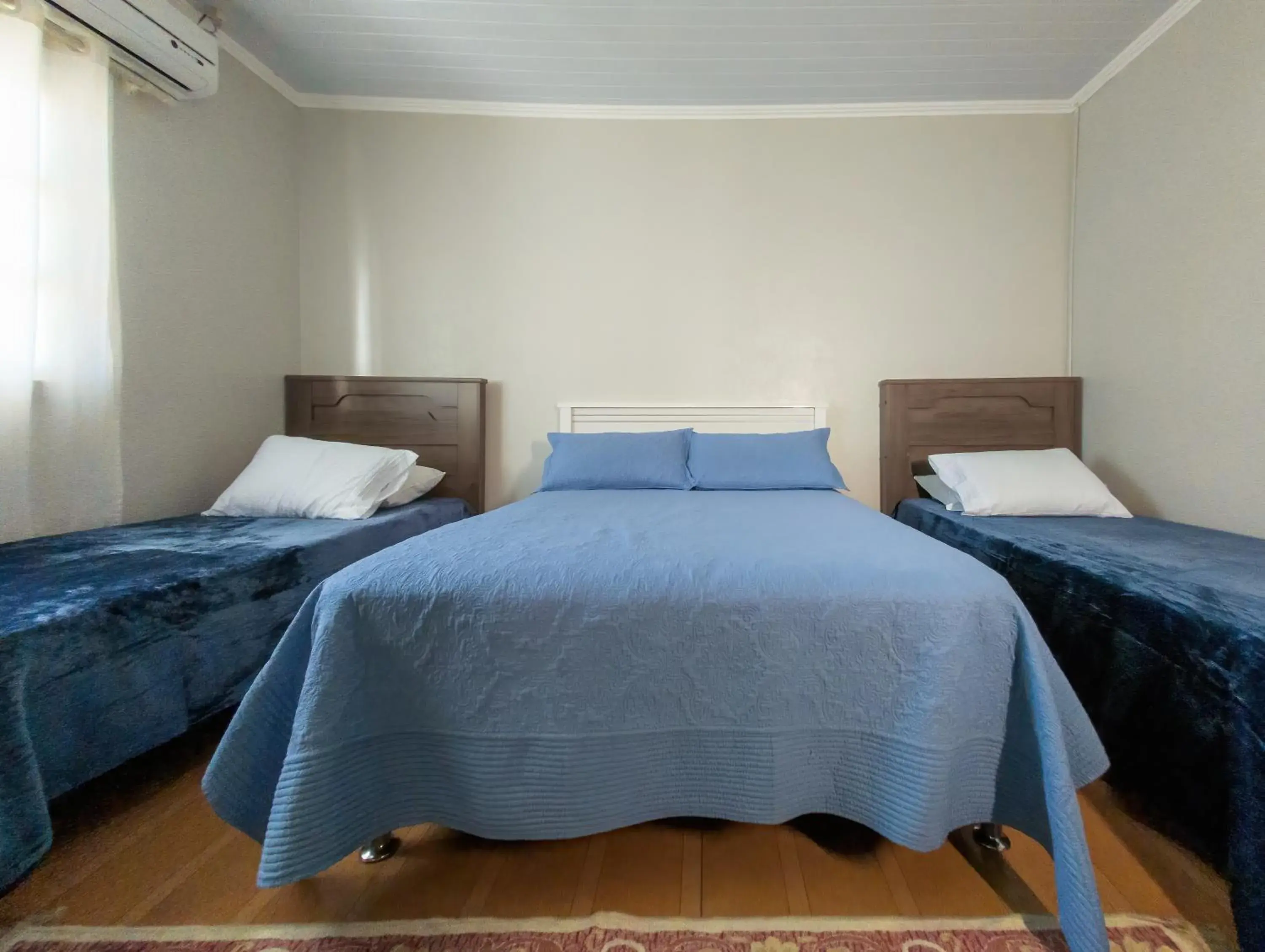 Quadruple Room in Pousada Boschetti Quadruple Room in Pousada Boschetti