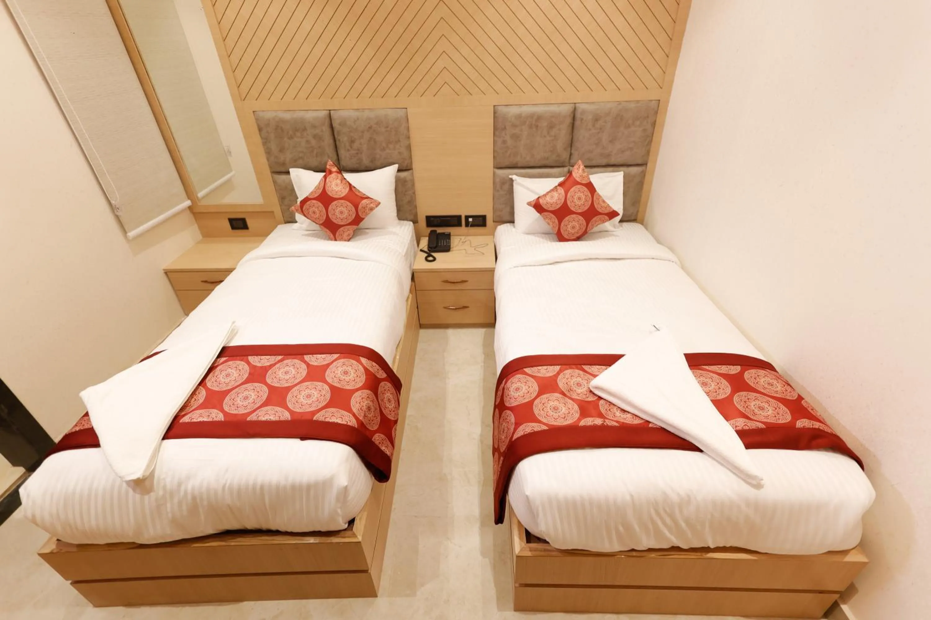 Bedroom in Hotel Sarc Inn