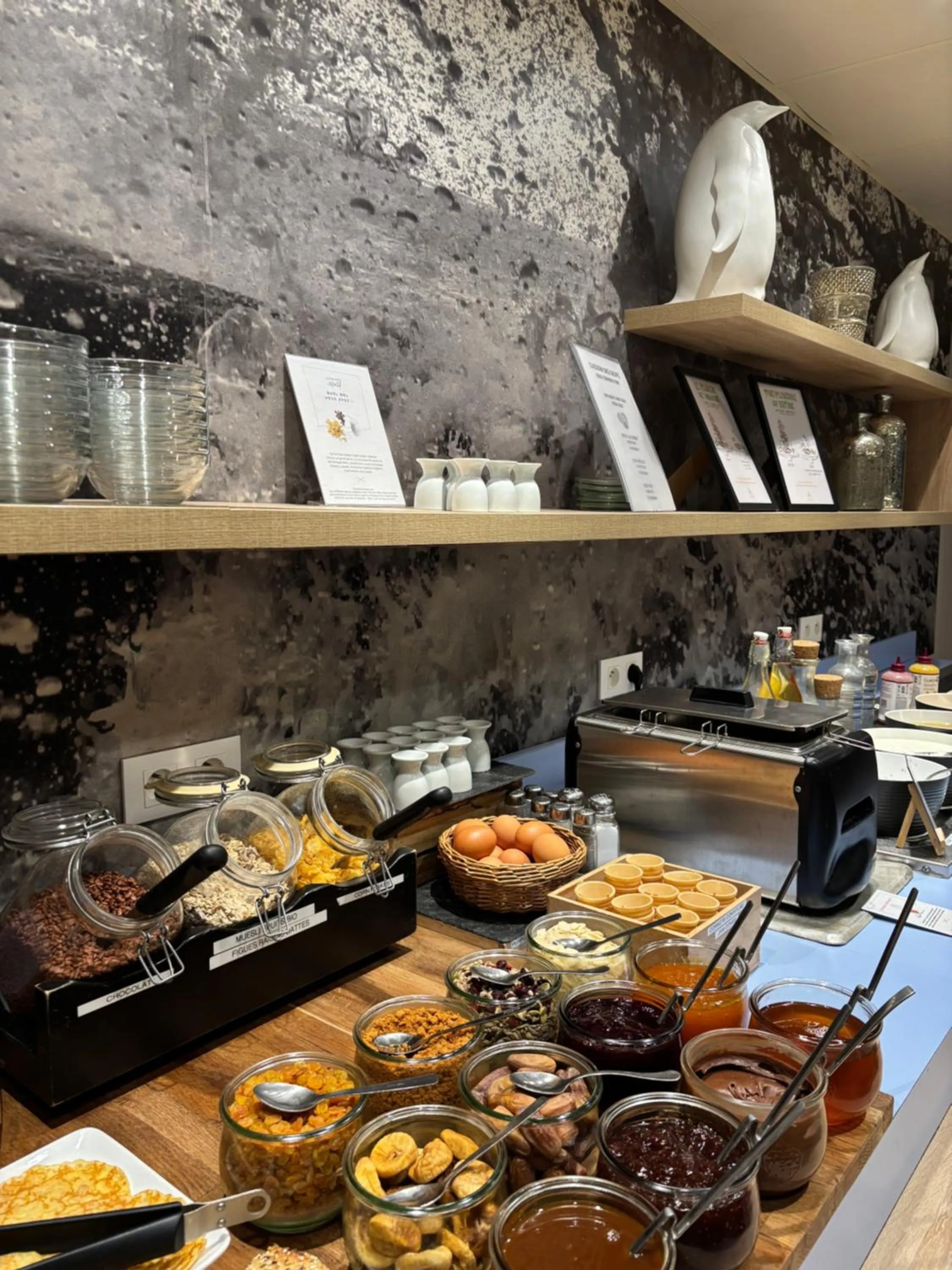 Breakfast in ibis Styles Saint Malo Port