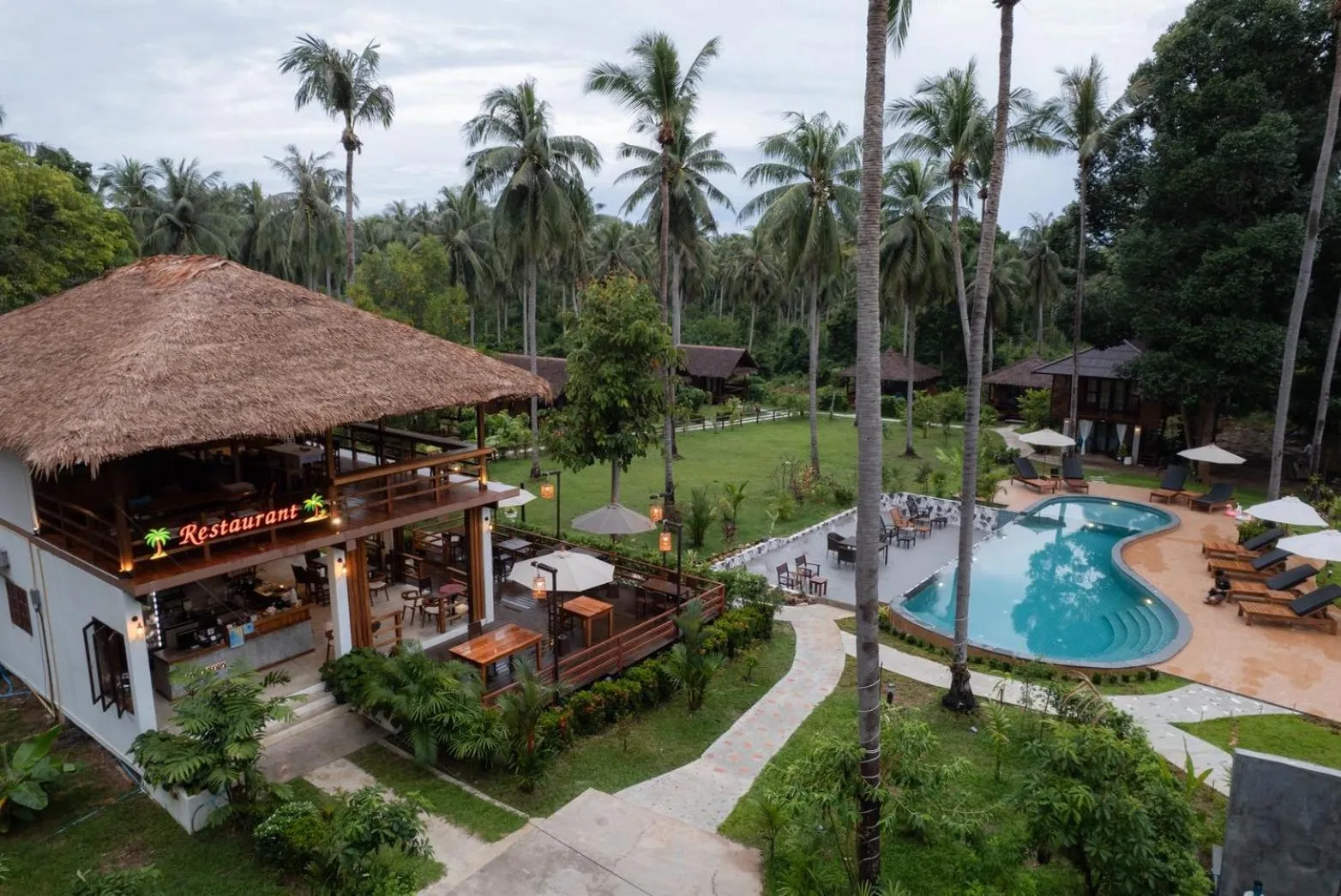 COCO Canopy Boutique Resort