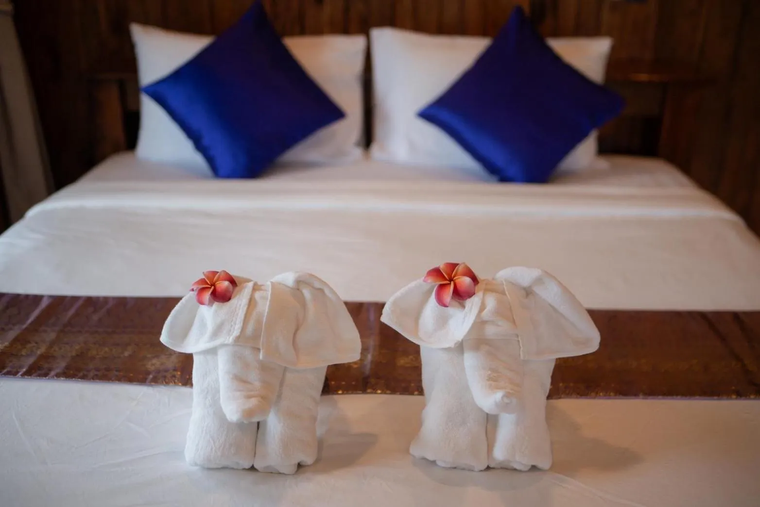 Bed in COCO Canopy Boutique Resort