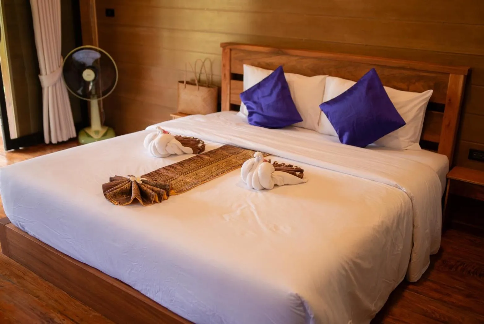 Bed in COCO Canopy Boutique Resort