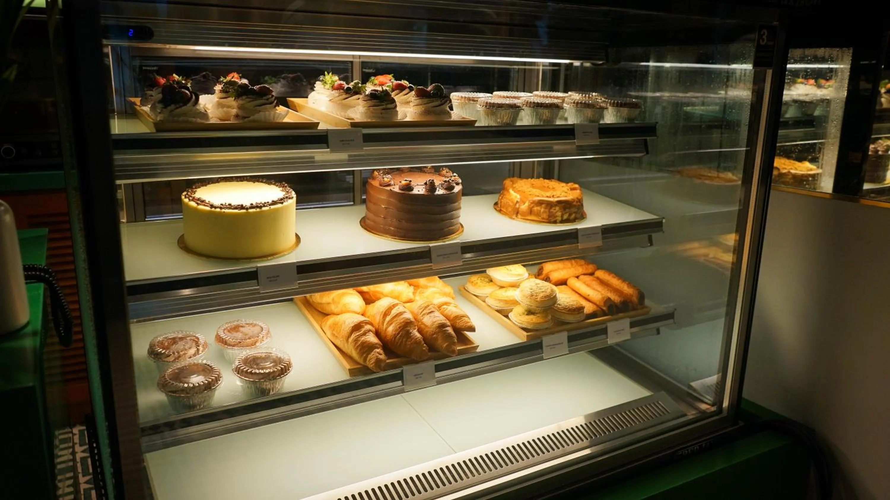 Restaurant/places to eat in The Payang Hotel