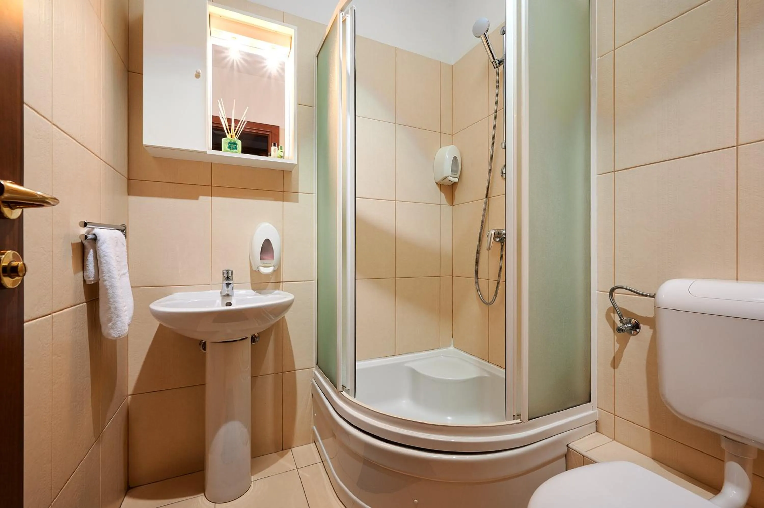 Shower in Villa Olea