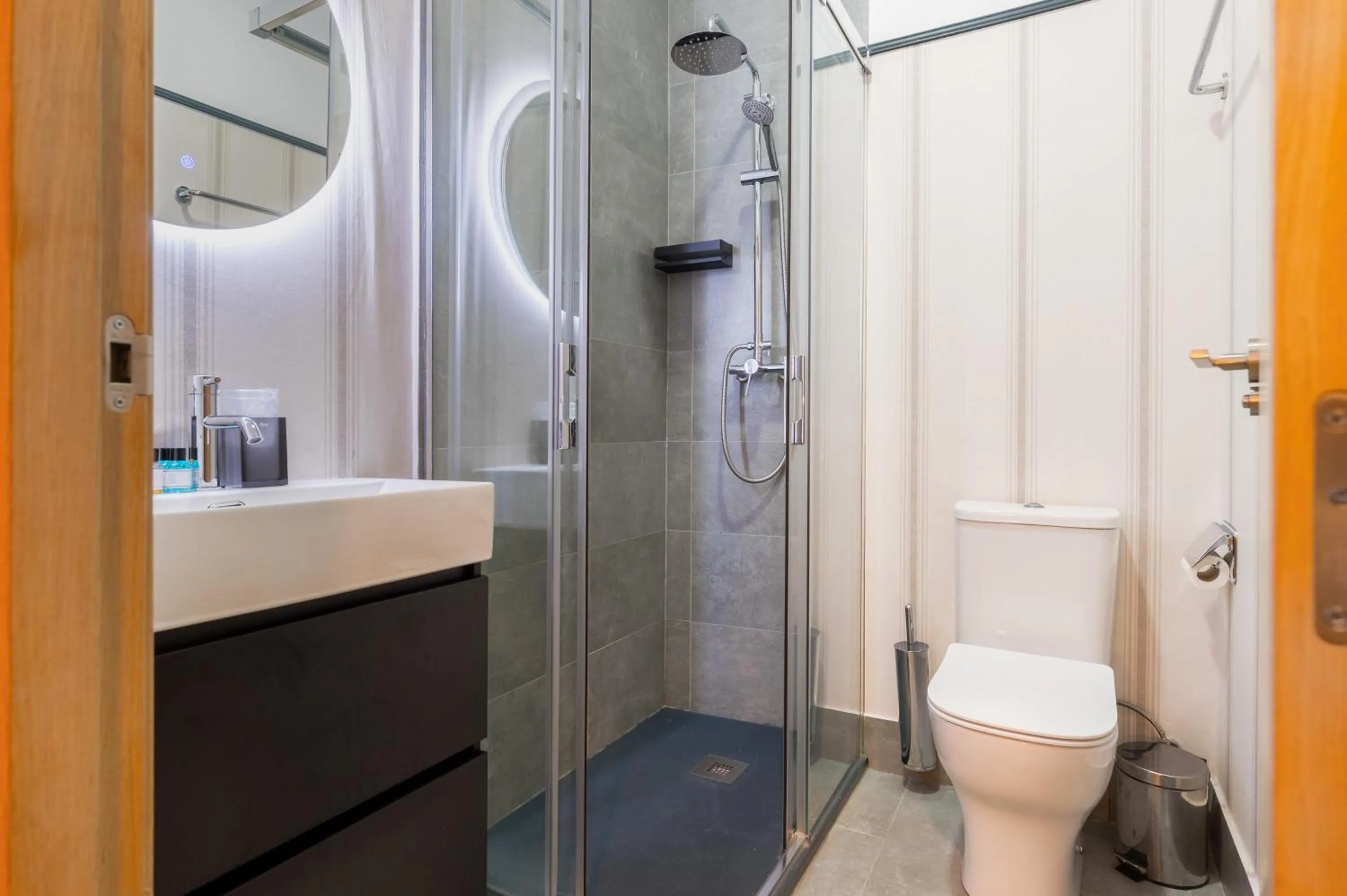 Shower in Posada de los Venerables