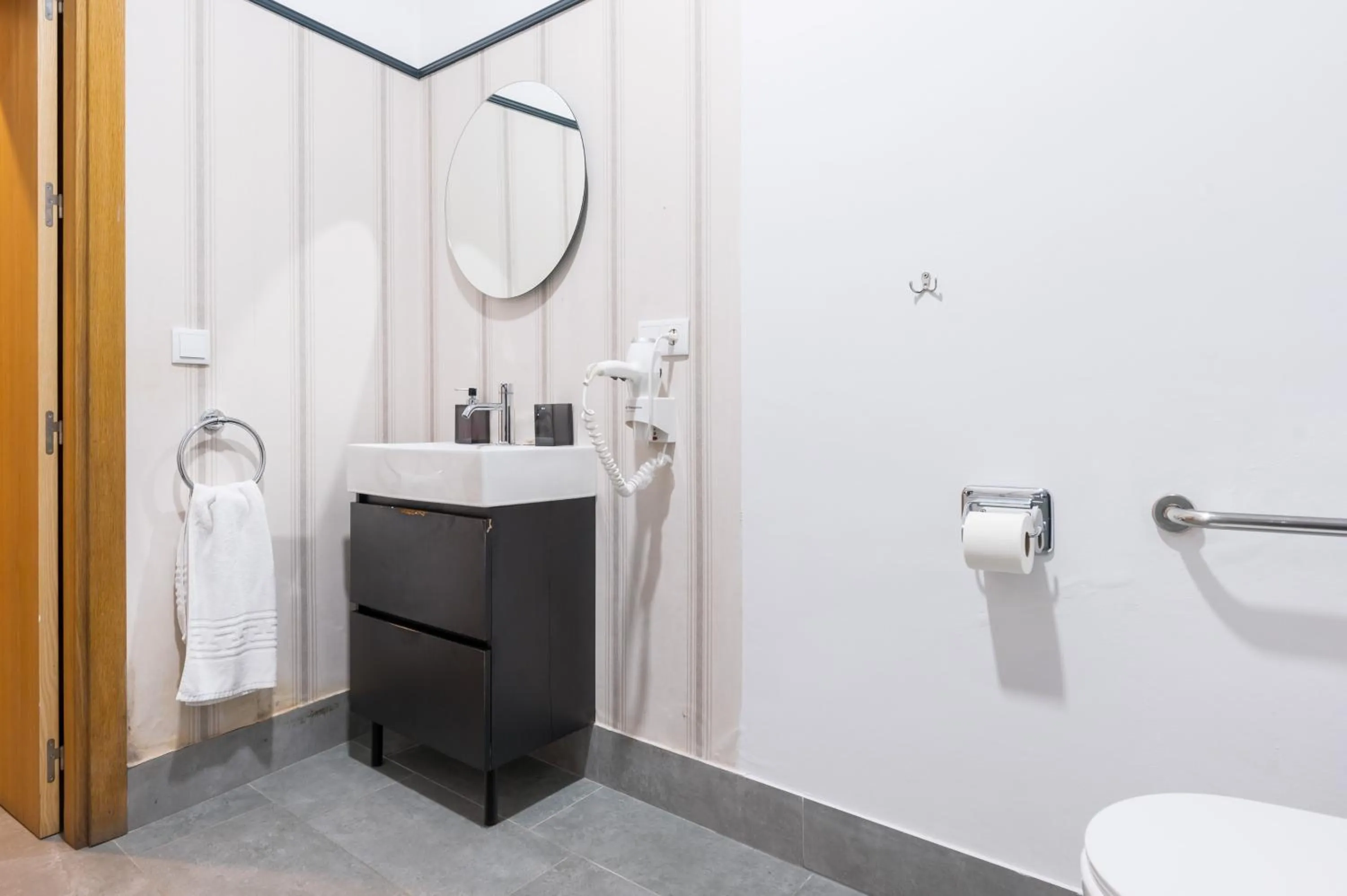 Shower in Posada de los Venerables