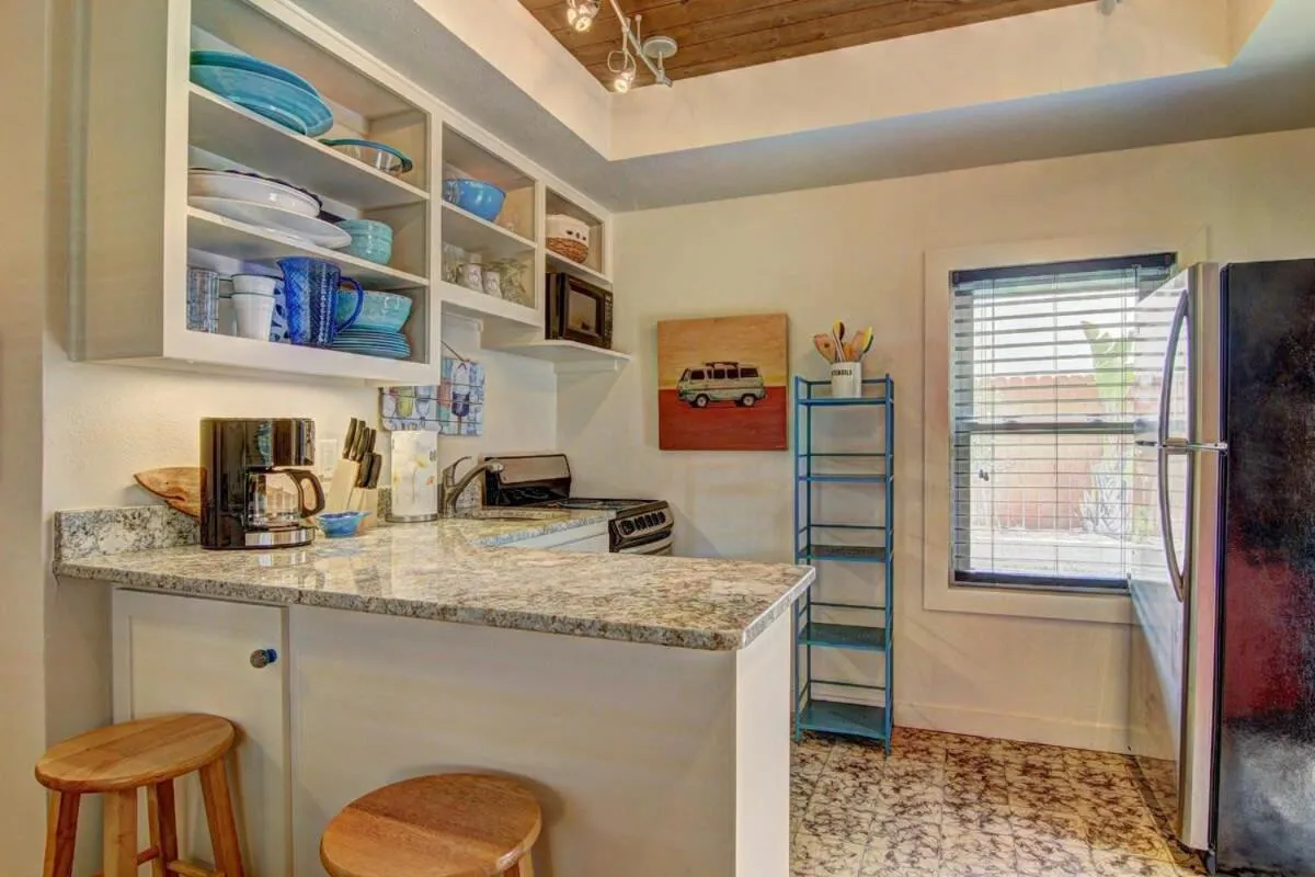 Lorna Beach Cottage at Spanish Village