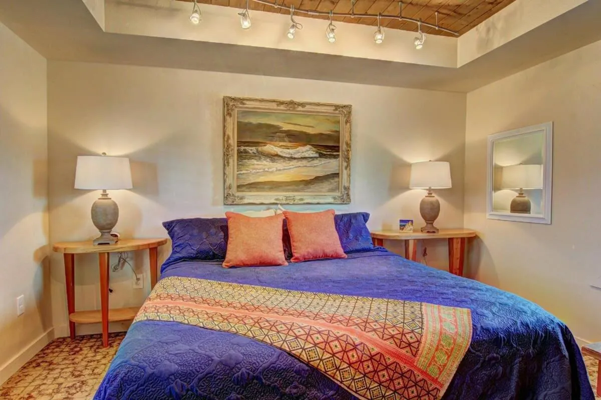 Bed in Lorna Beach Cottage at Spanish Village