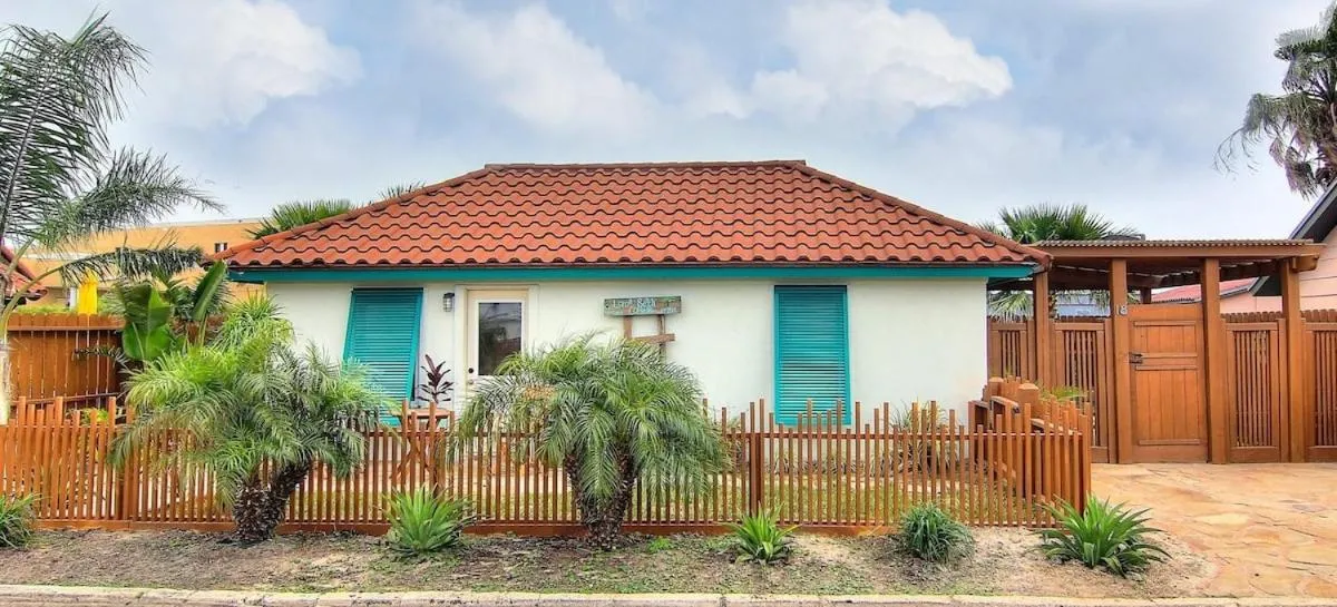 Lorna Beach Cottage at Spanish Village